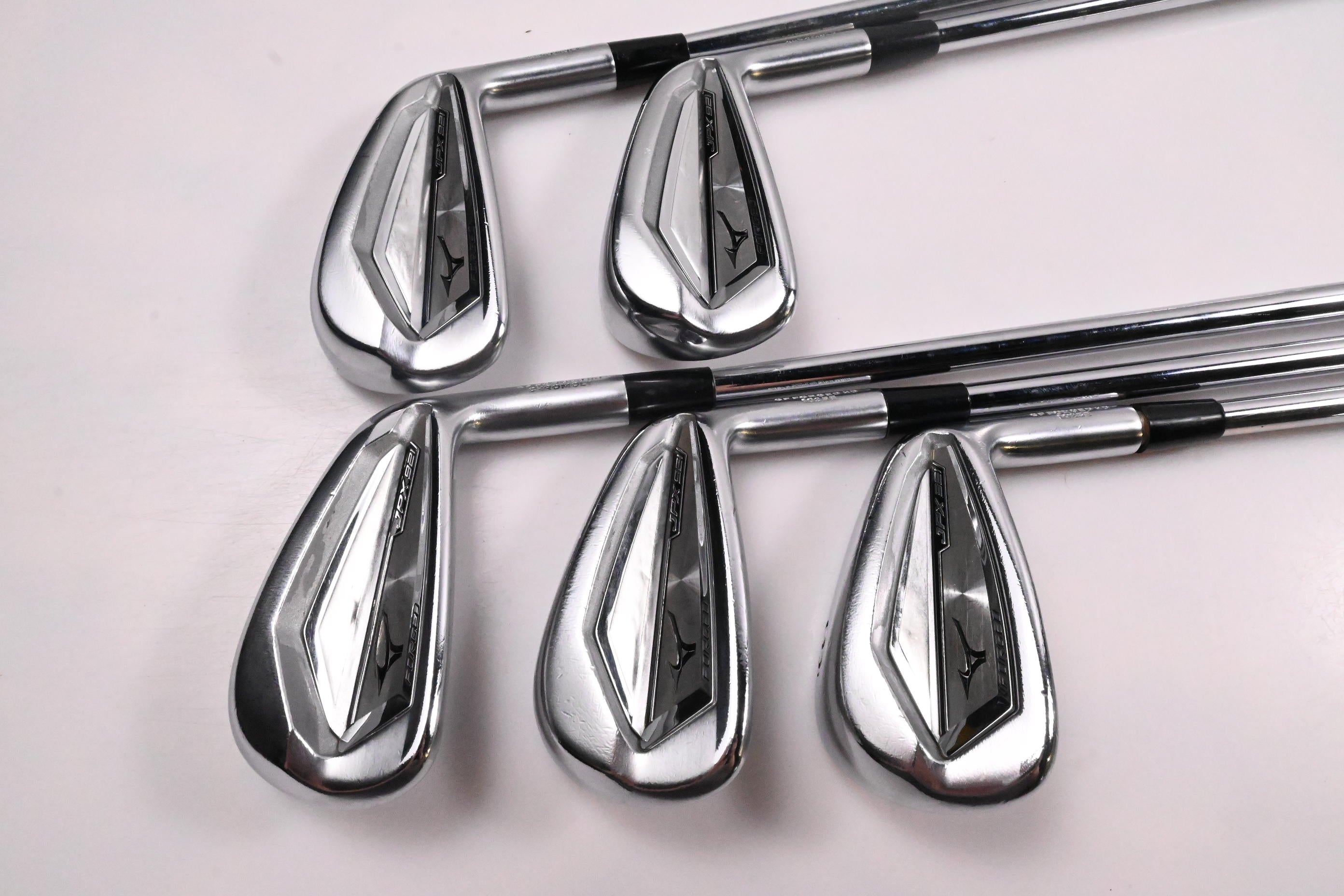 Mizuno JPX 921 Forged Irons / 5-9i / Stiff Flex KBS $-Taper 120 Shafts