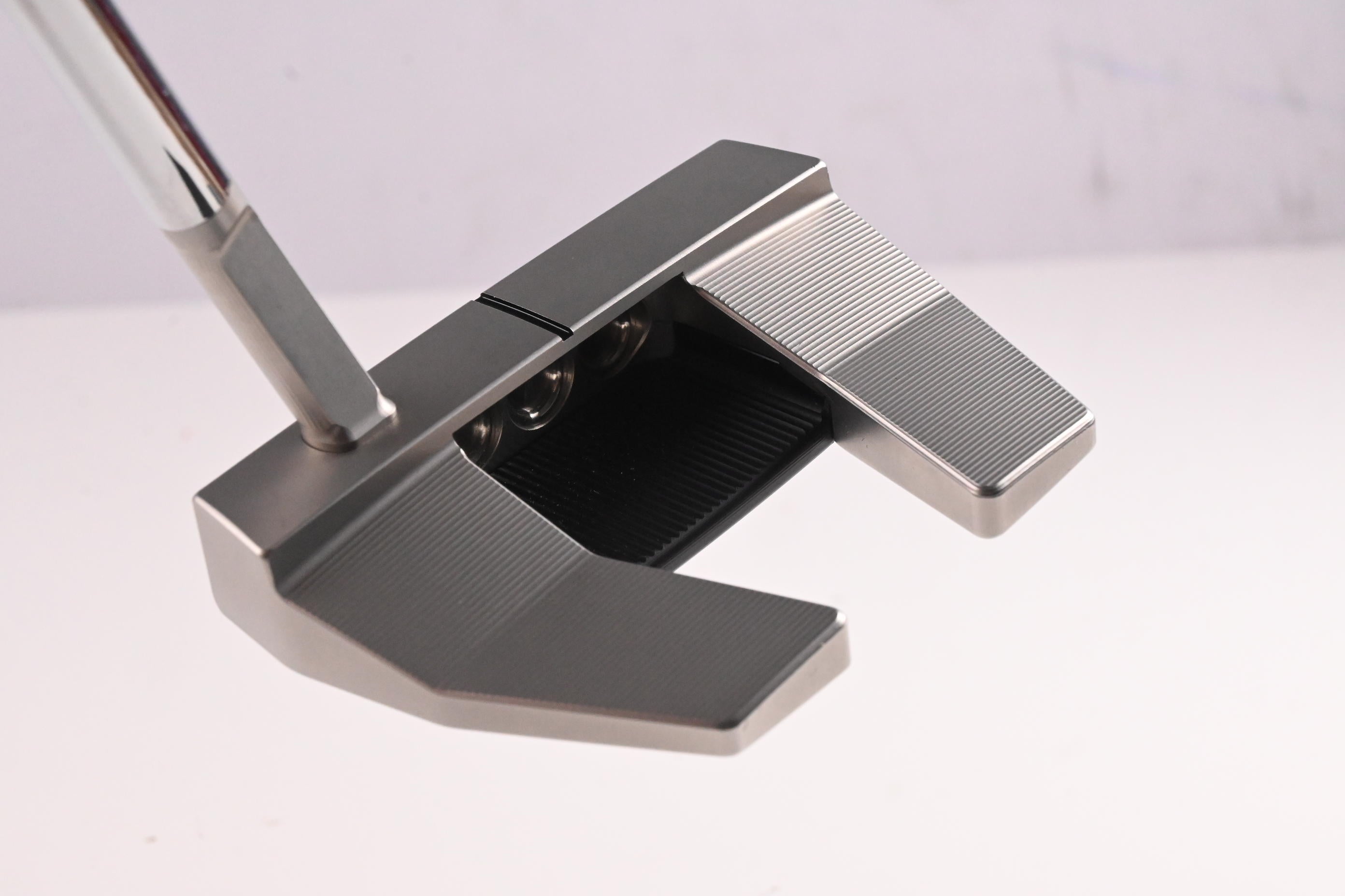 Scotty Cameron 2024 Phantom 5.5 Putter / 34 Inch