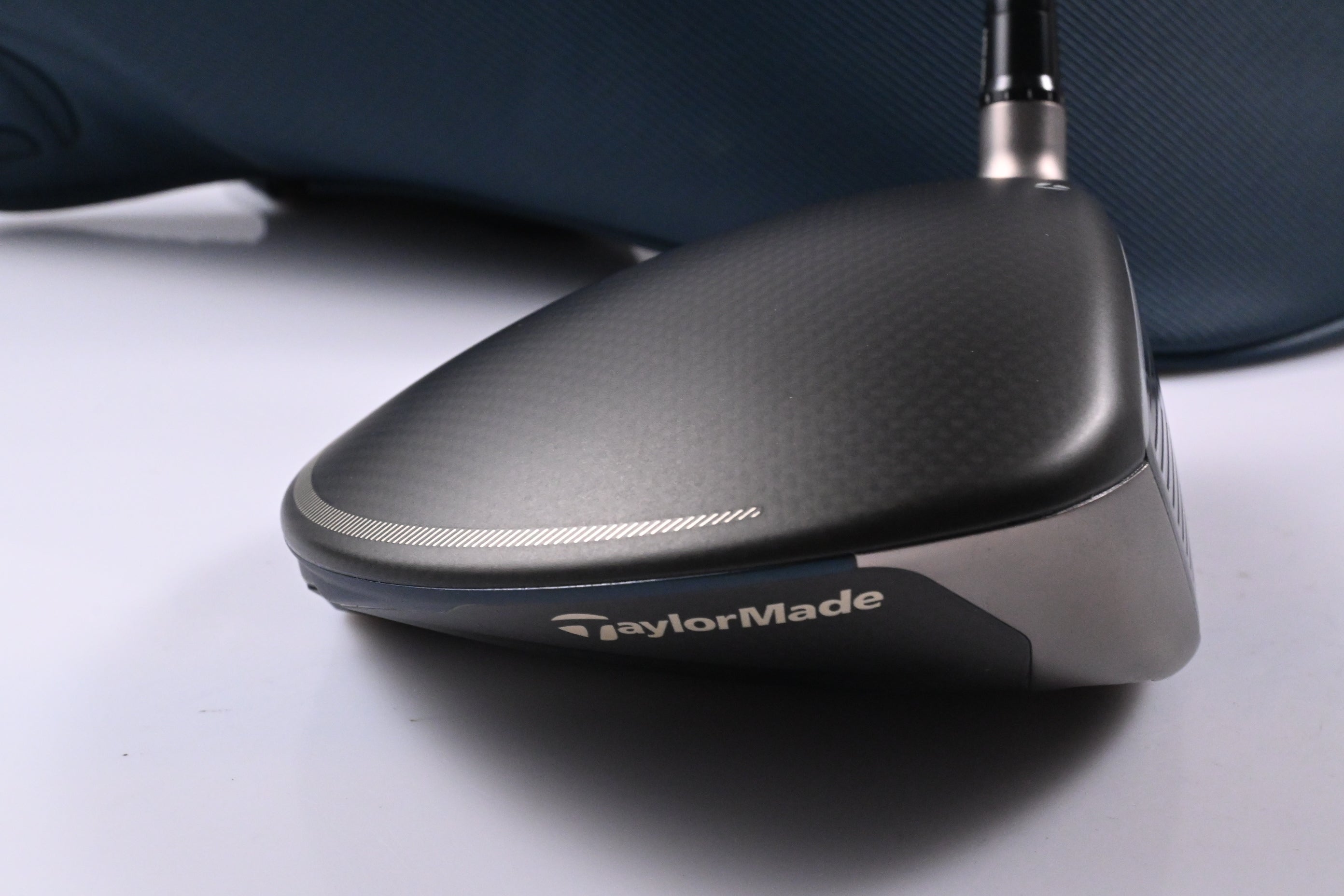 Taylormade Qi4D Max Lite Driver / 12 Degree / Regular Flex Vanquish 40 Shaft