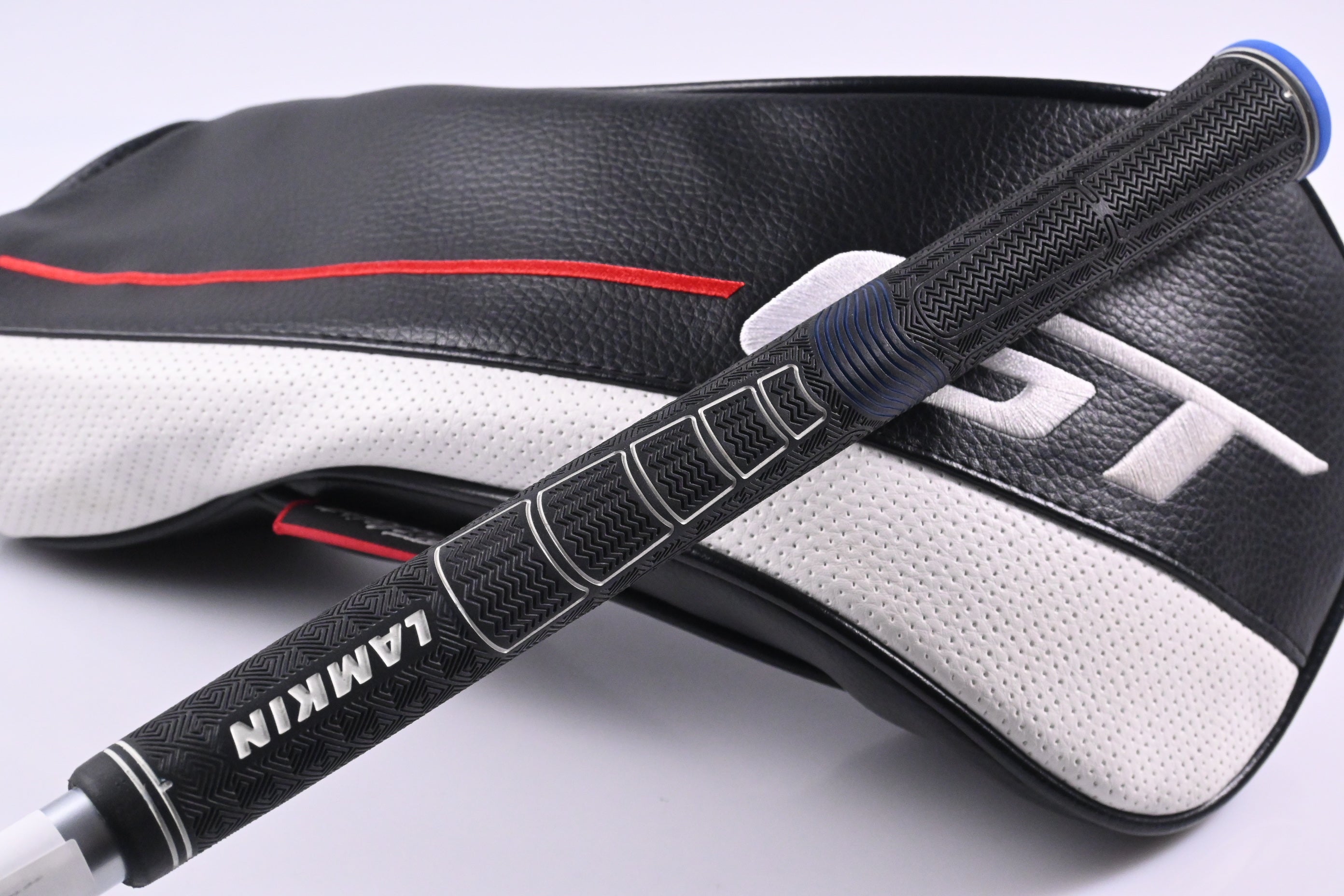 Titleist GT1 Driver / 10 Degree / Regular Flex Fujikura Air Speeder 40 Shaft