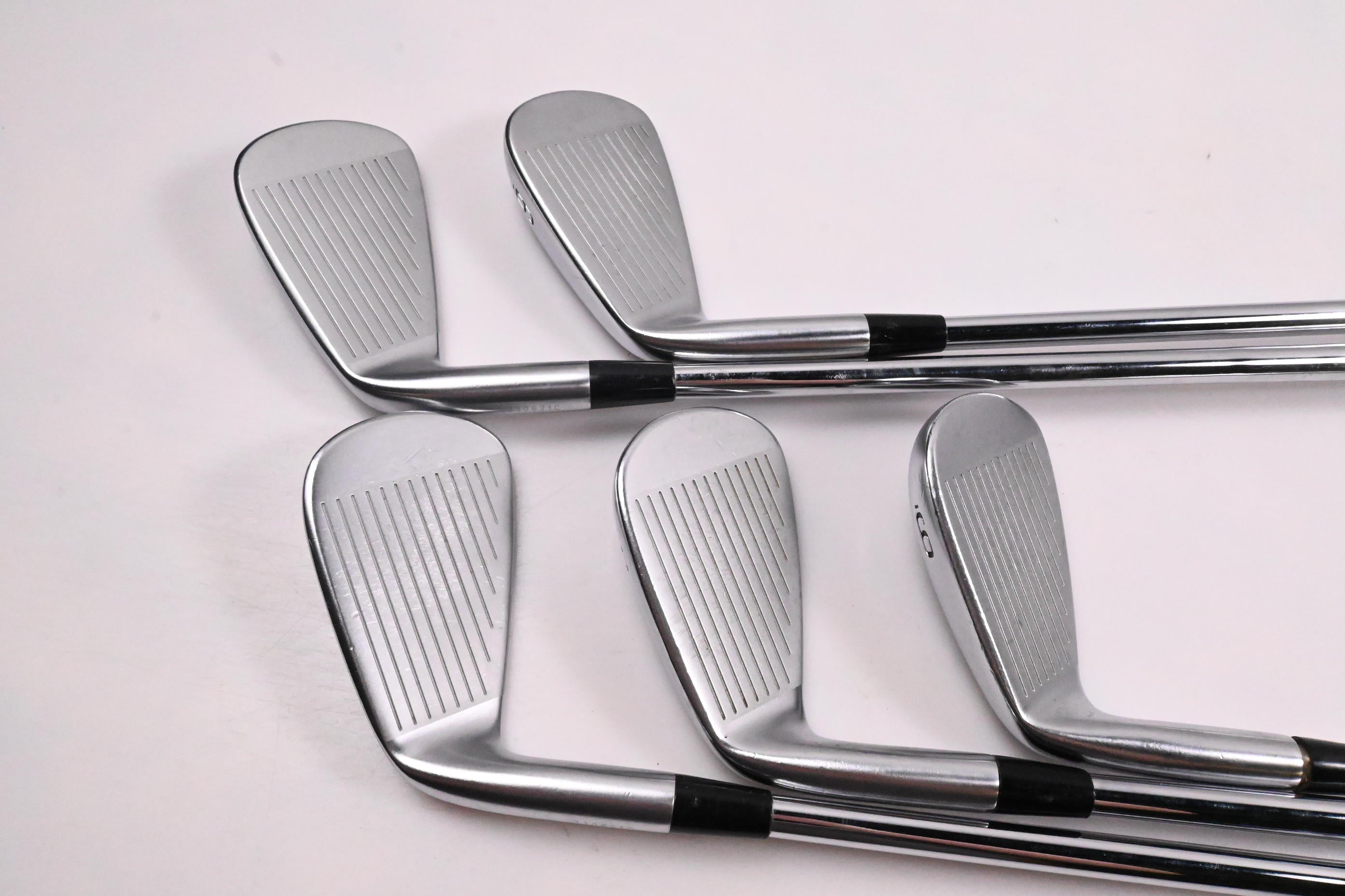 Mizuno JPX 921 Forged Irons / 5-9i / Stiff Flex KBS $-Taper 120 Shafts