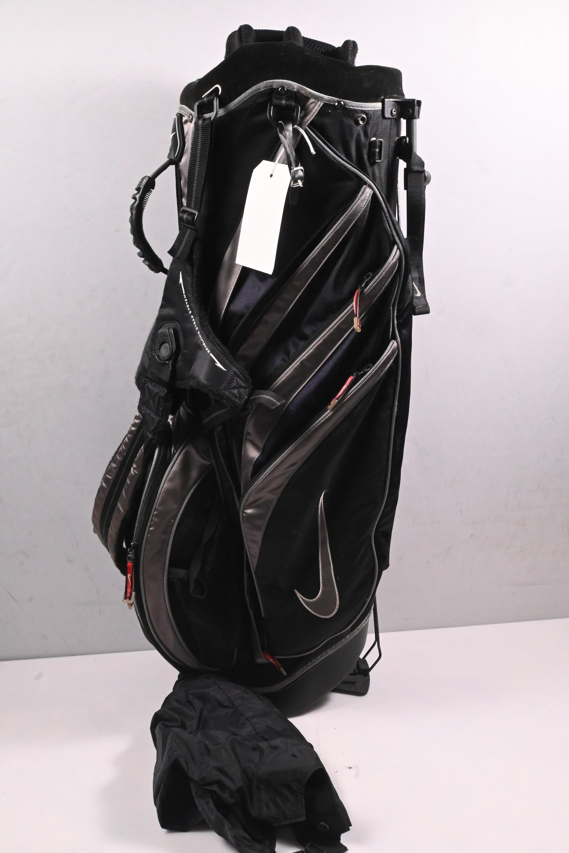 Nike Stand Bag / 6-Way Divider / Black