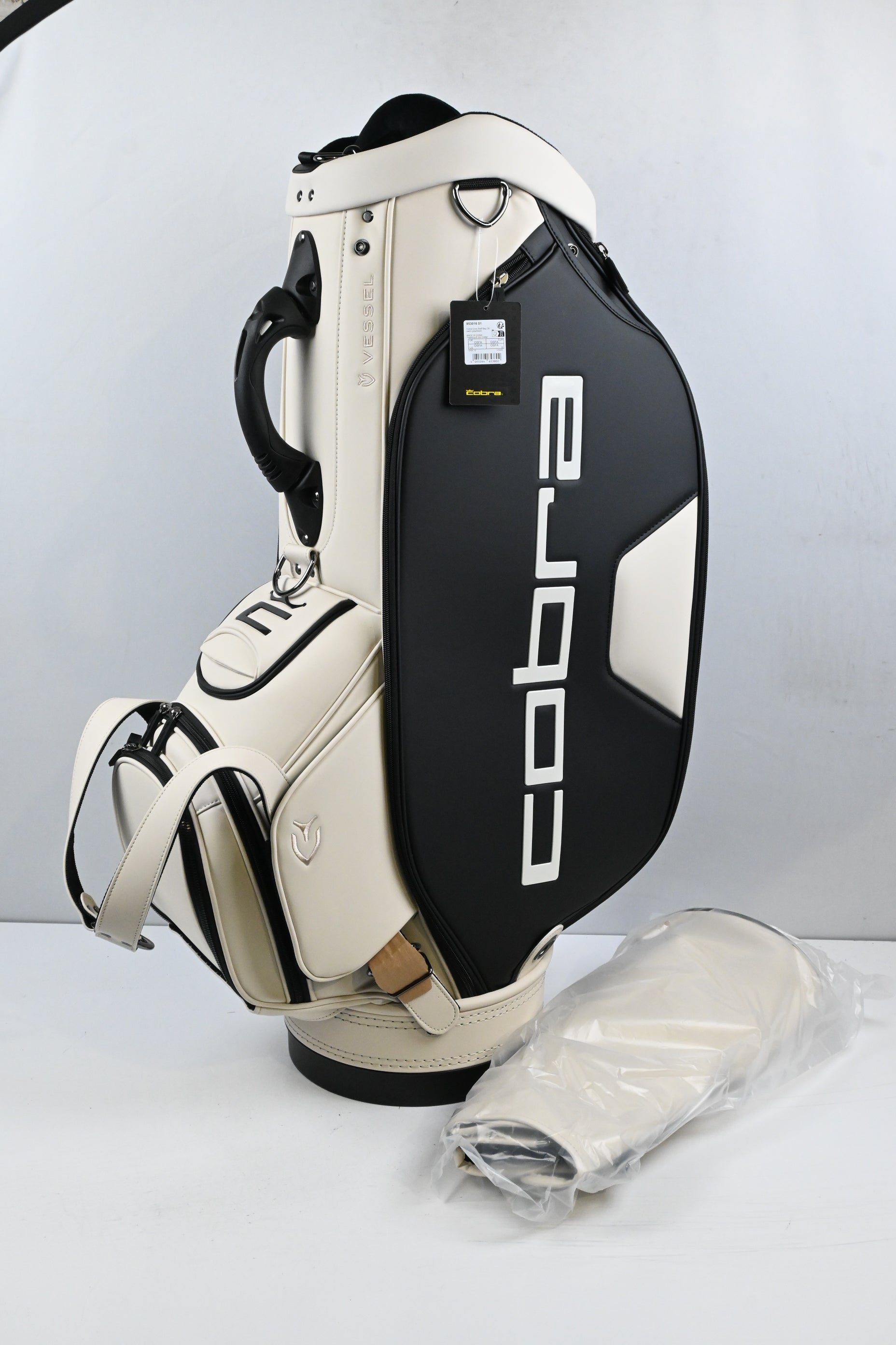 Cobra Vessel Tour Bag / 6-Way Divider / Cream, Black