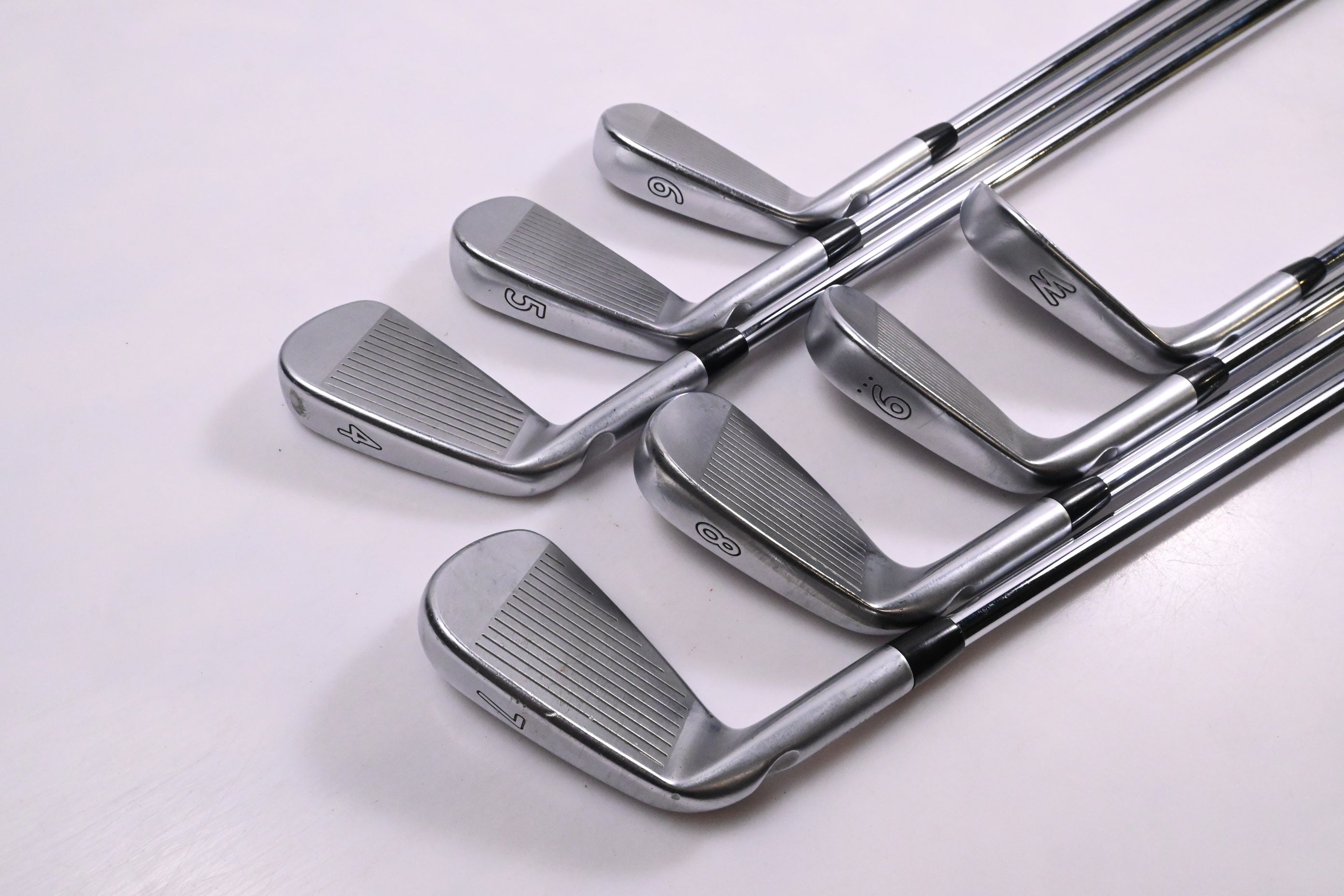 Ping iBlade Irons / 4-PW / Red Dot / Regular Flex Project X Rifle Shafts