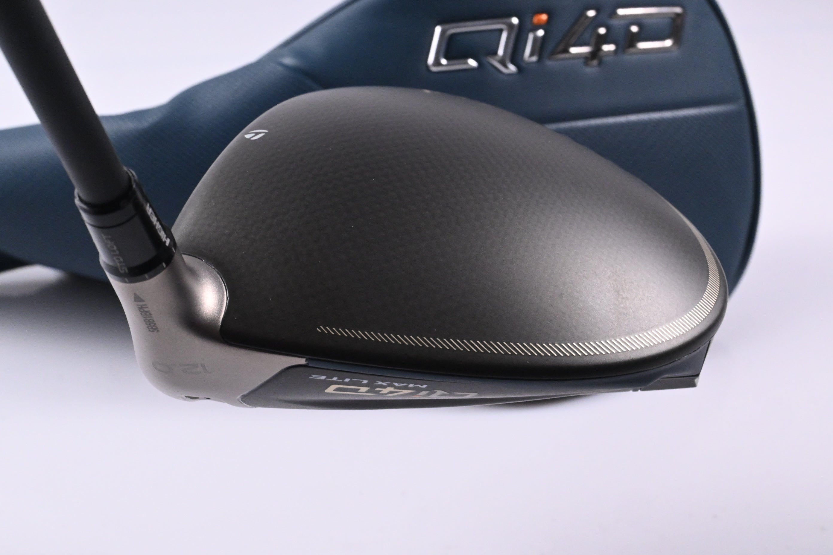 Taylormade Qi4D Max Lite Driver / 12 Degree / Regular Flex Vanquish 40 Shaft