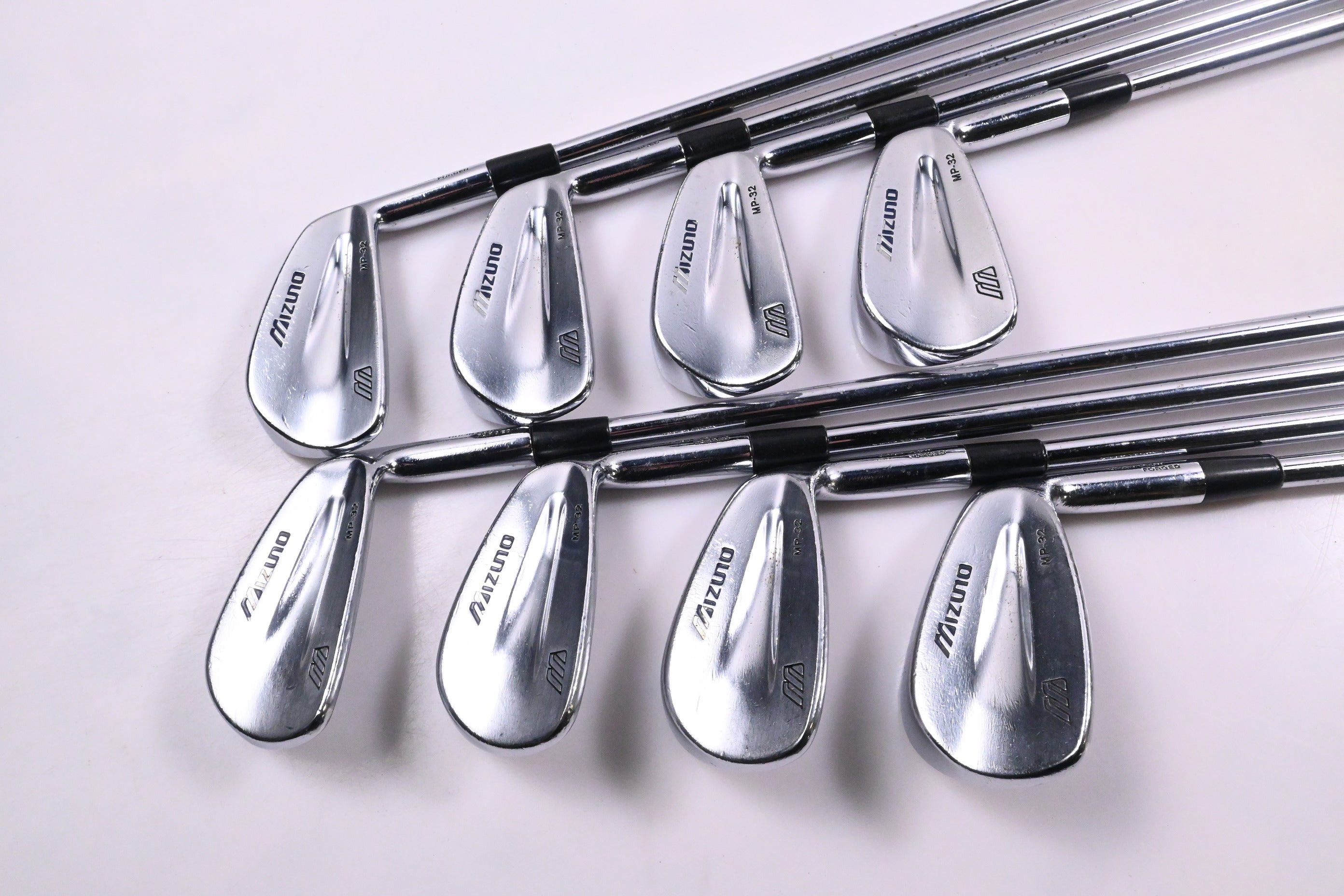 Mizuno MP-32 Irons / 3-PW / Regular Flex Dynamic Gold R300 Shafts