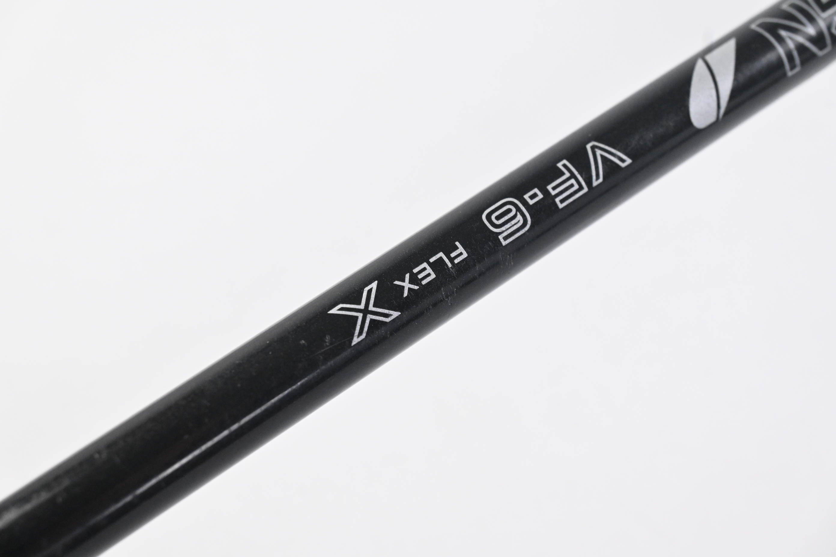 Titleist GT3 Driver / 9 Degree / X-Flex Tour AD Graphite Design VF-6 Shaft