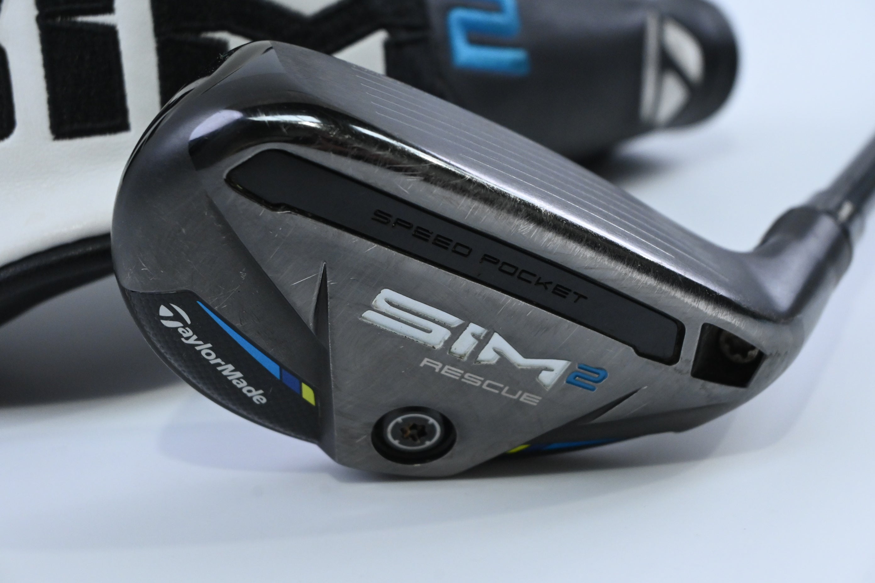 Taylormade SIM2 #2 Hybrid / 17 Degree / Stiff Flex Tensei AV Raw Blue 80 Shaft