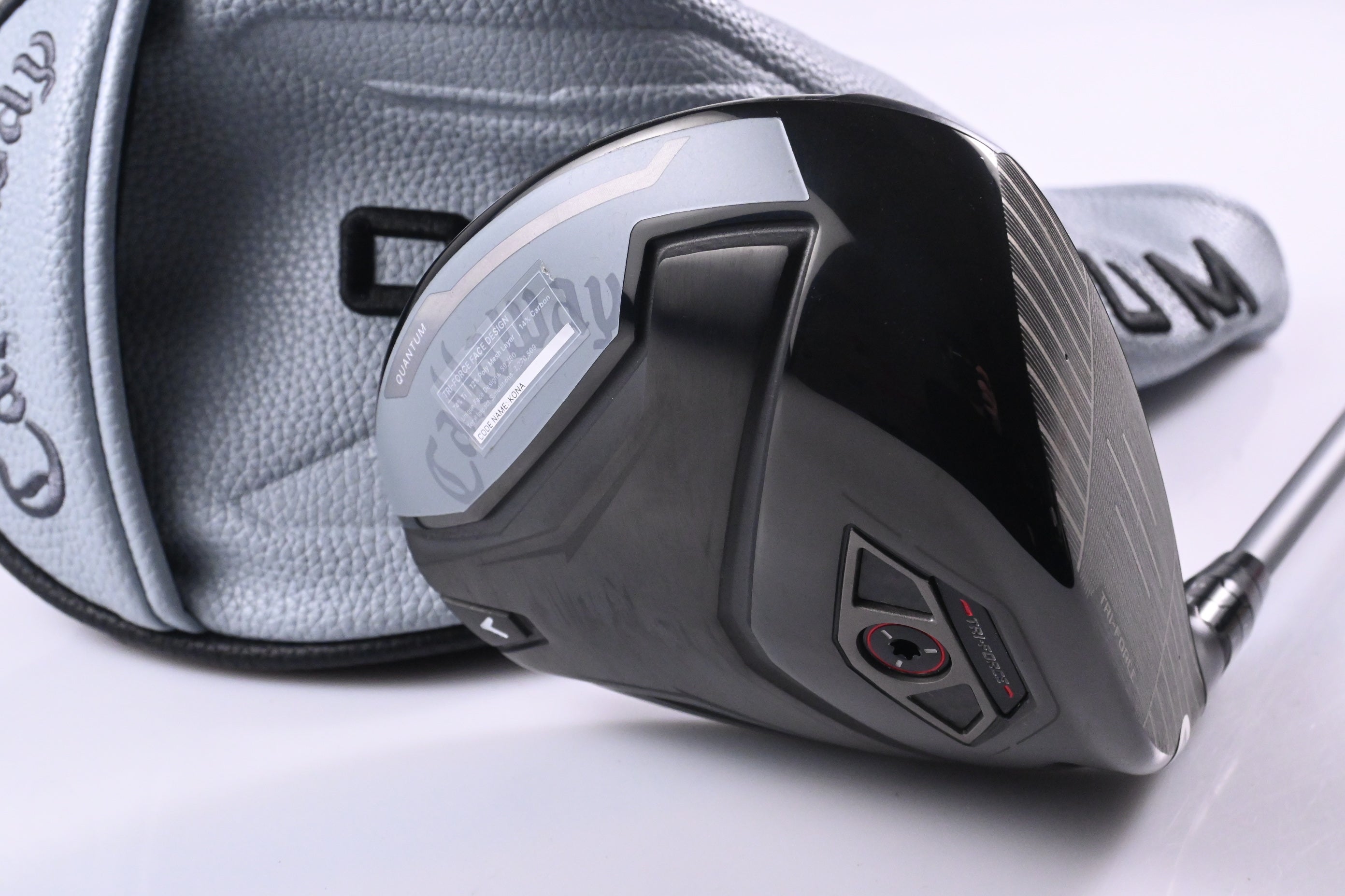 Callaway Quantum Max D Driver / 10.5 Degree / Regular Flex Denali Frost Silver