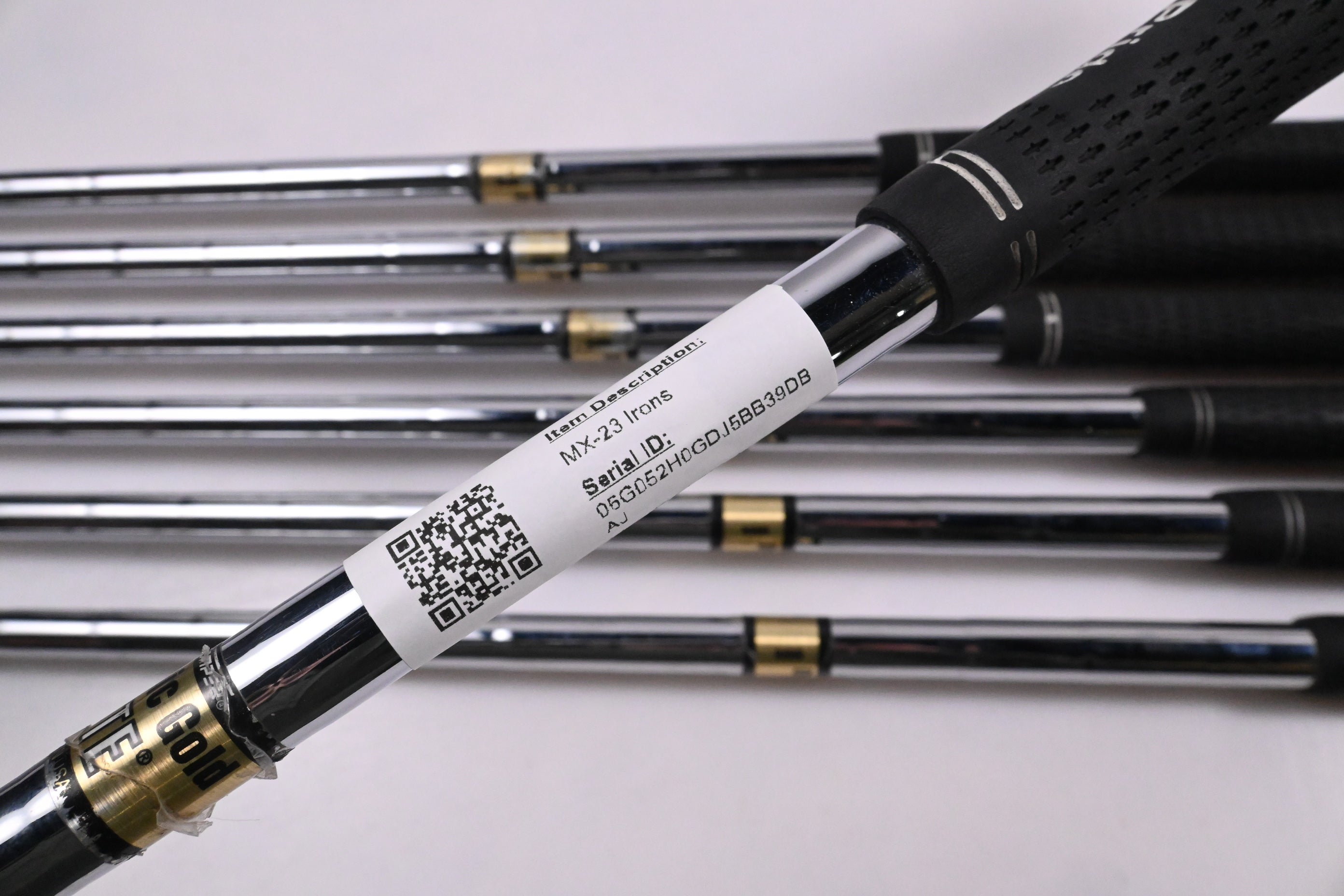 Mizuno MX-23 Irons / 3-9I / Regular Flex True Temper Dynamic Gold R300 Shafts