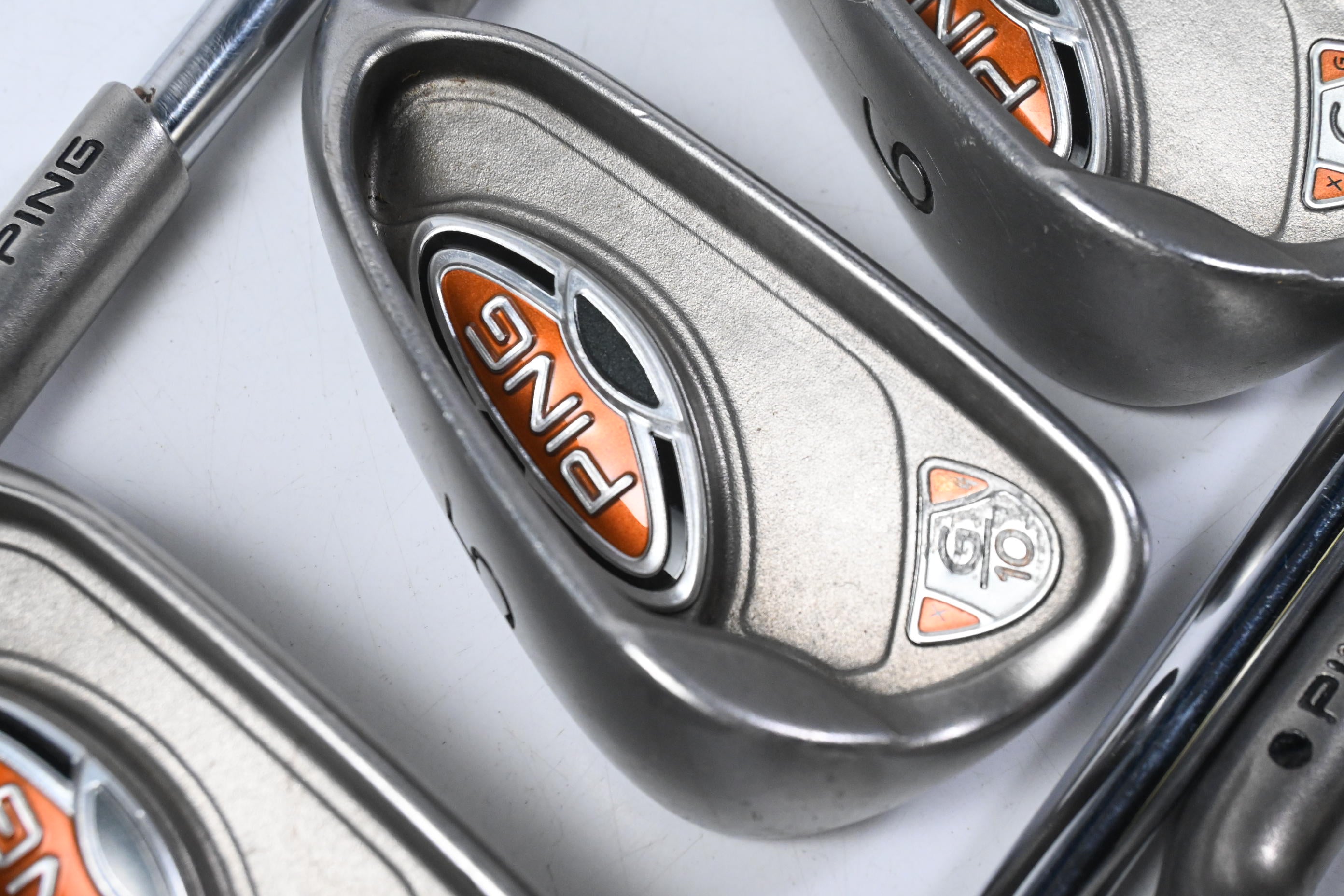 Ping G10 Irons / 4-PW+SW / Black Dot / Regular Flex Ping AWT Shafts