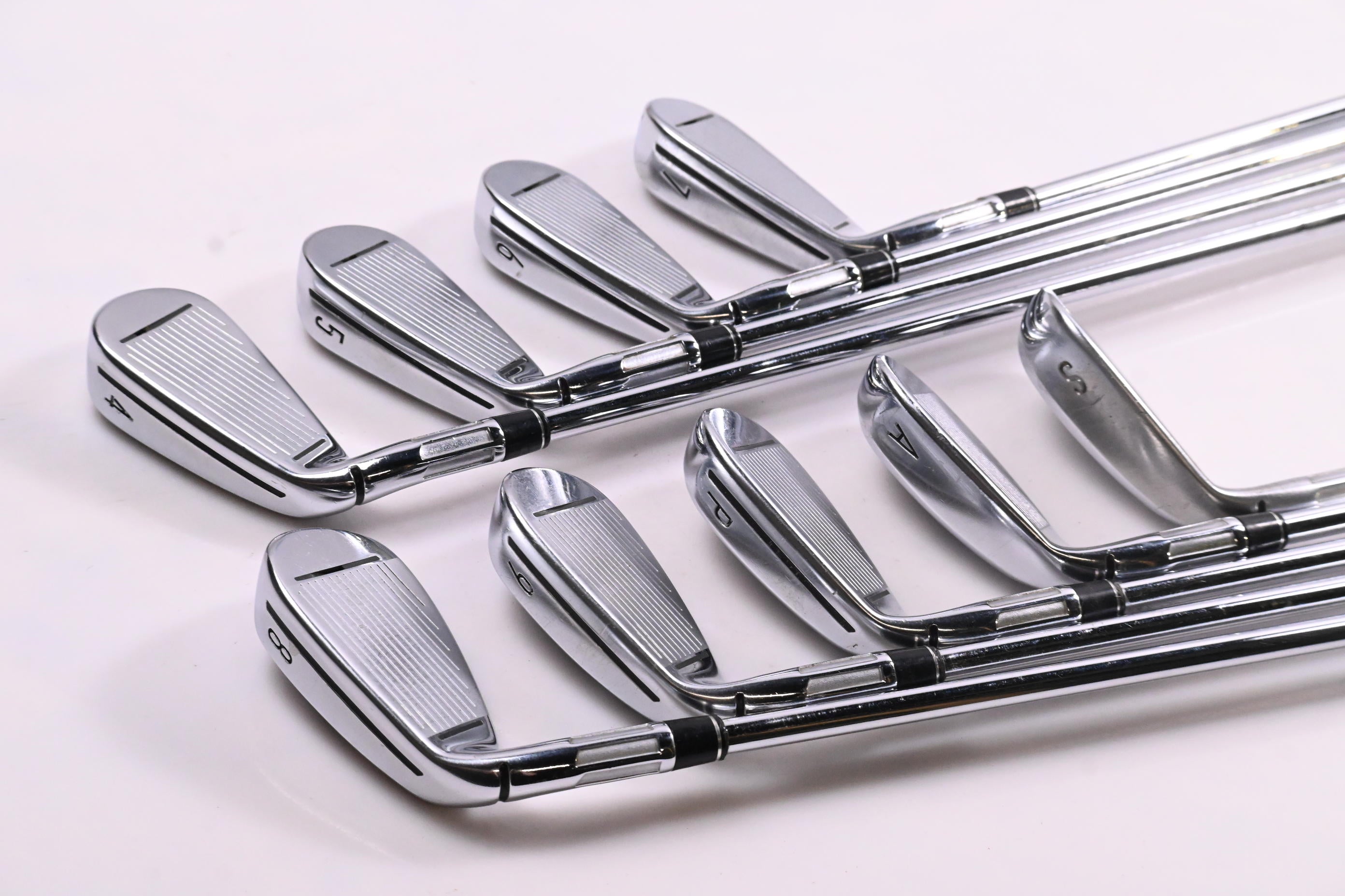 Taylormade M CGB Irons / 4-PW+GW+SW / Regular Flex N.S.Pro 840 Shafts