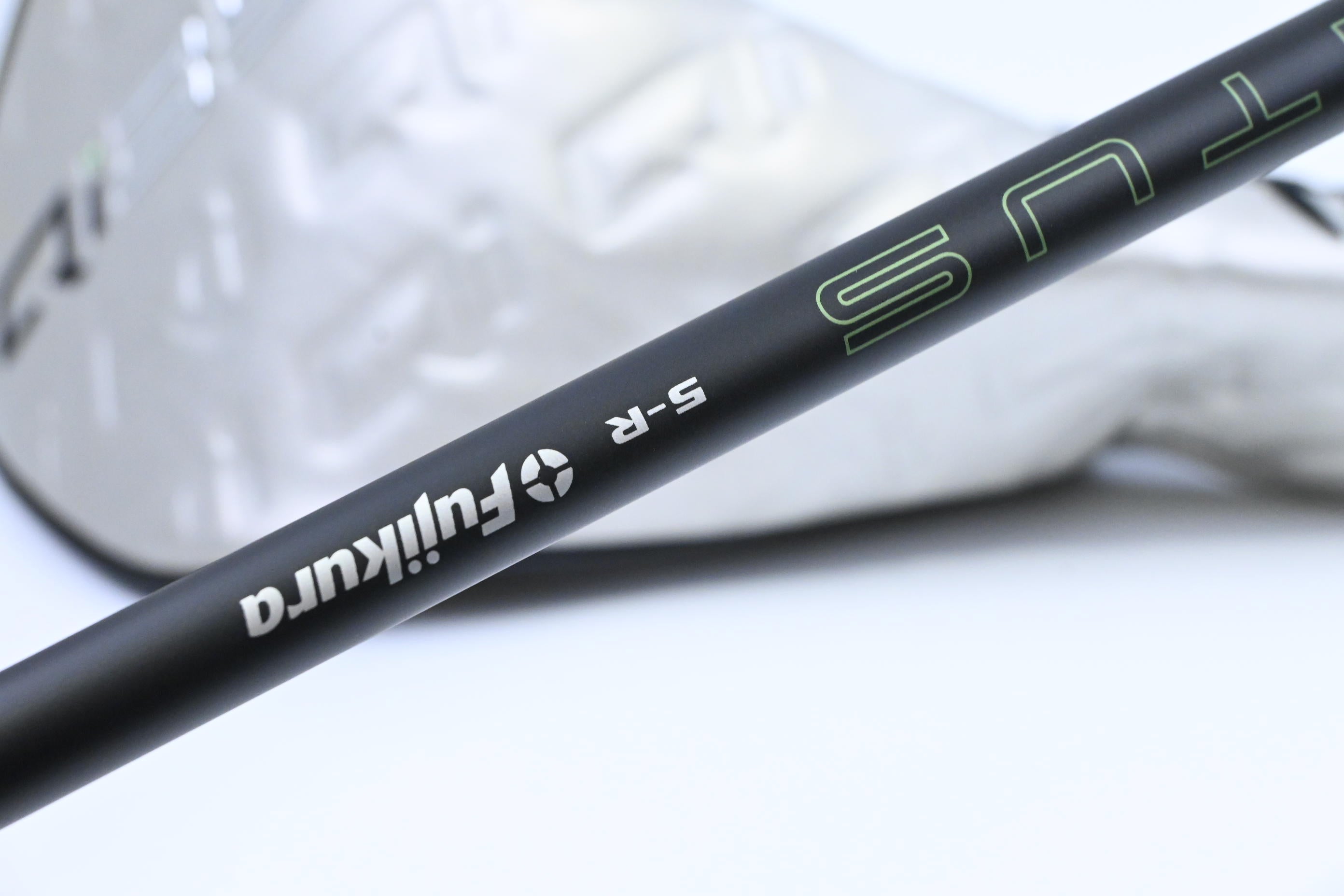 Taylormade Qi35 Driver / 10.5 Degree / Regular Flex Fujikura Ventus Blue 5 Shaft