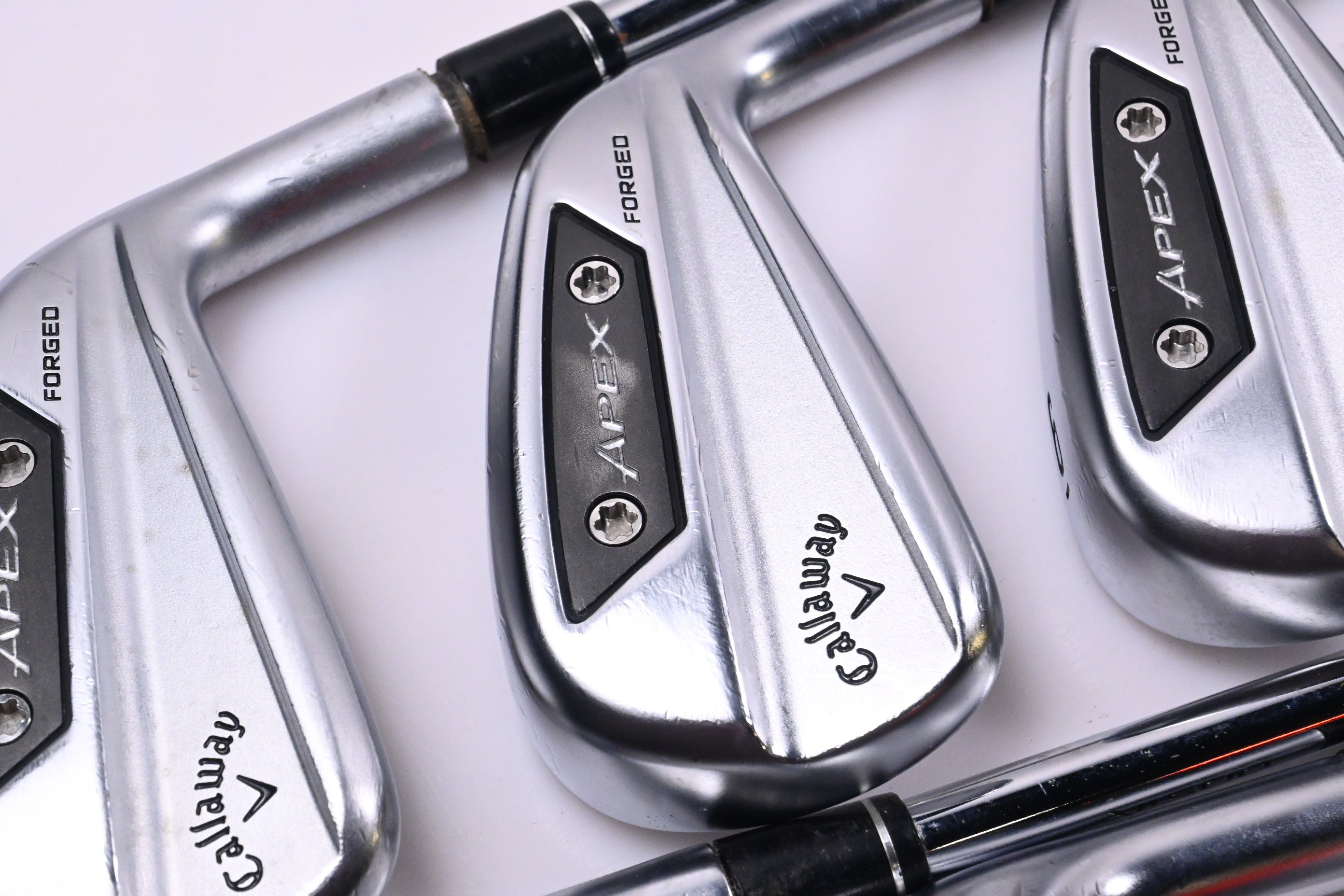 Callaway Apex Ai200 Irons / 4-PW+GW / X-Flex Dynamic Gold Mid 115 X100