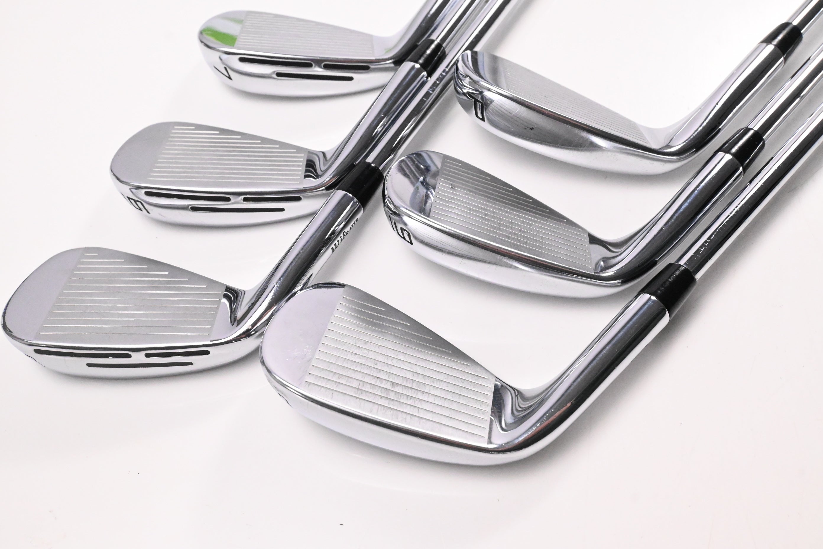 Wilson Dynapwr 2023 Forged Irons / 5-PW / X-Flex Dynamic Gold MID 115 X100