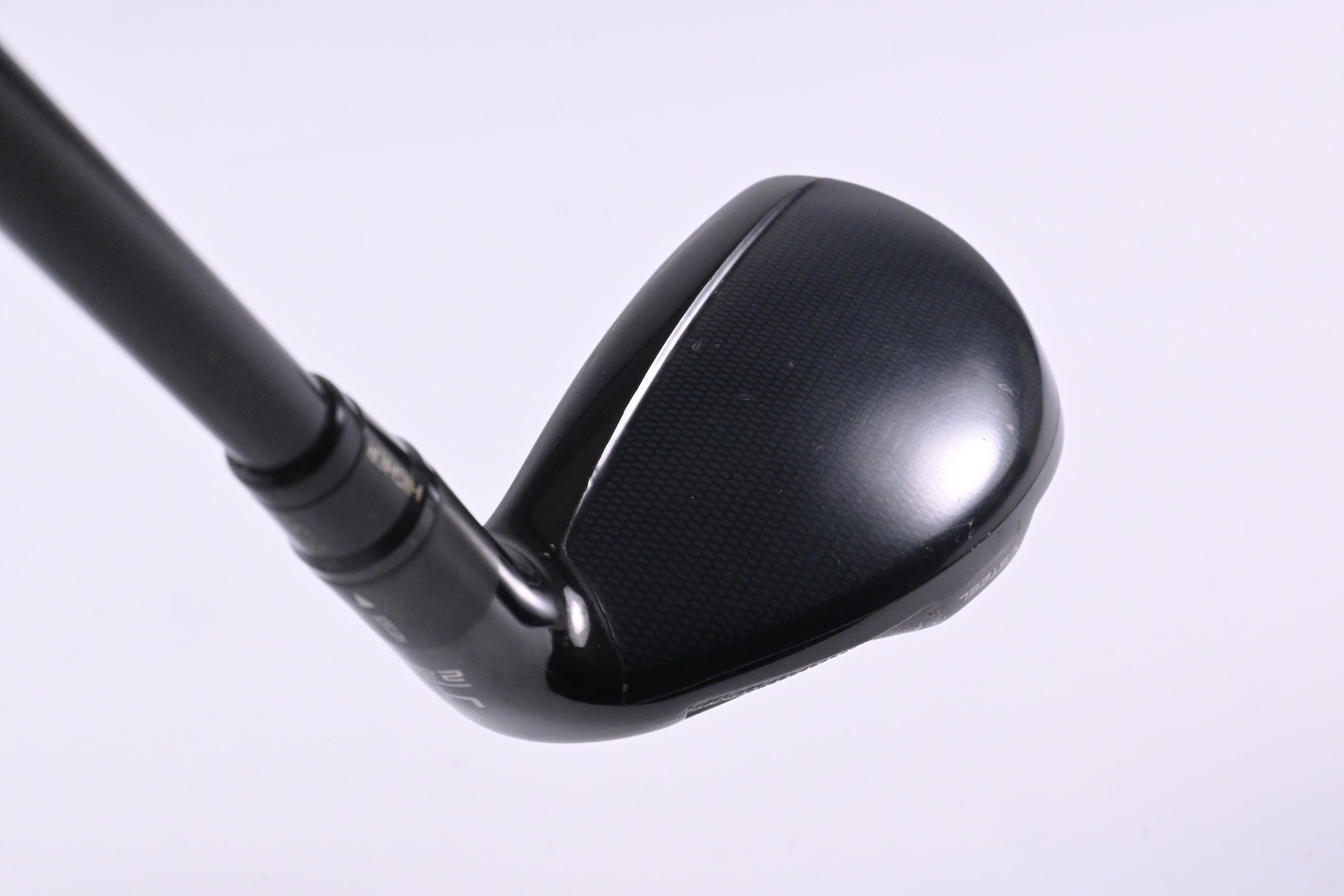 Taylormade SIM2 #4 Hybrid / 22 Degree / Regular Flex Tensei AV Blue 70 Shaft