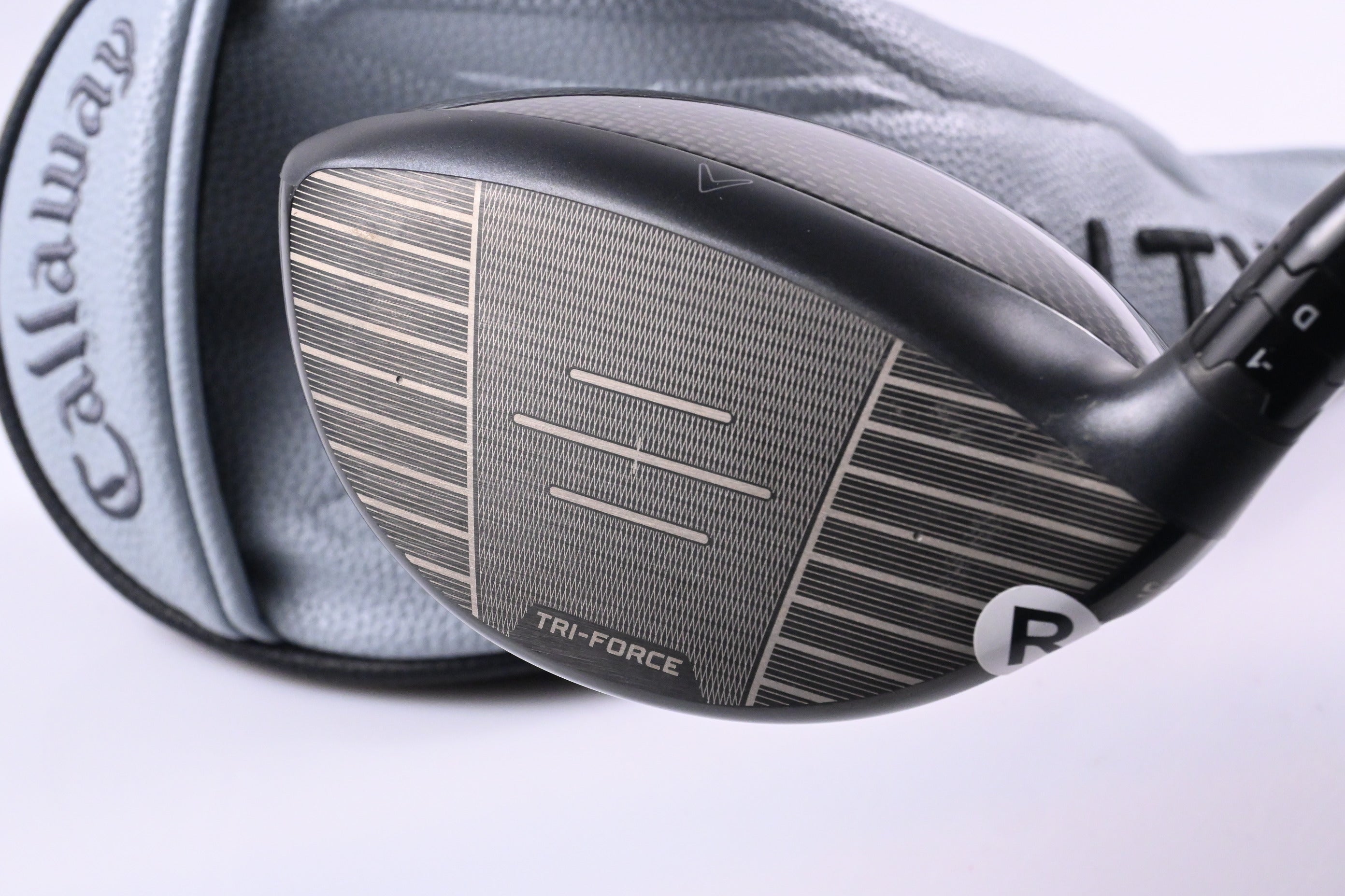 Callaway Quantum Max D Driver / 10.5 Degree / Regular Flex Denali Frost Silver