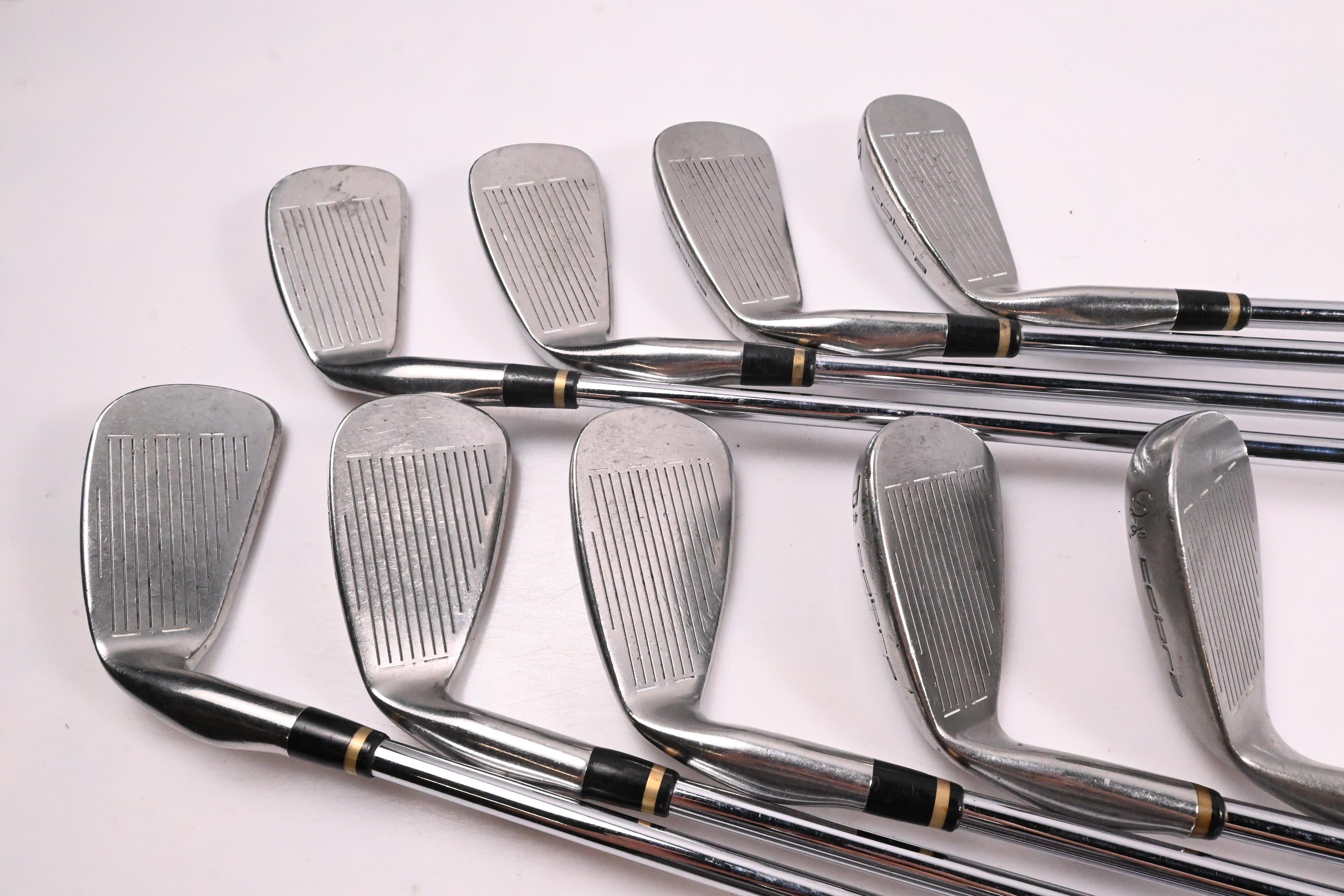 Cobra Gravity Back Irons / 3-PW+SW / Regular Flex Cobra Shafts