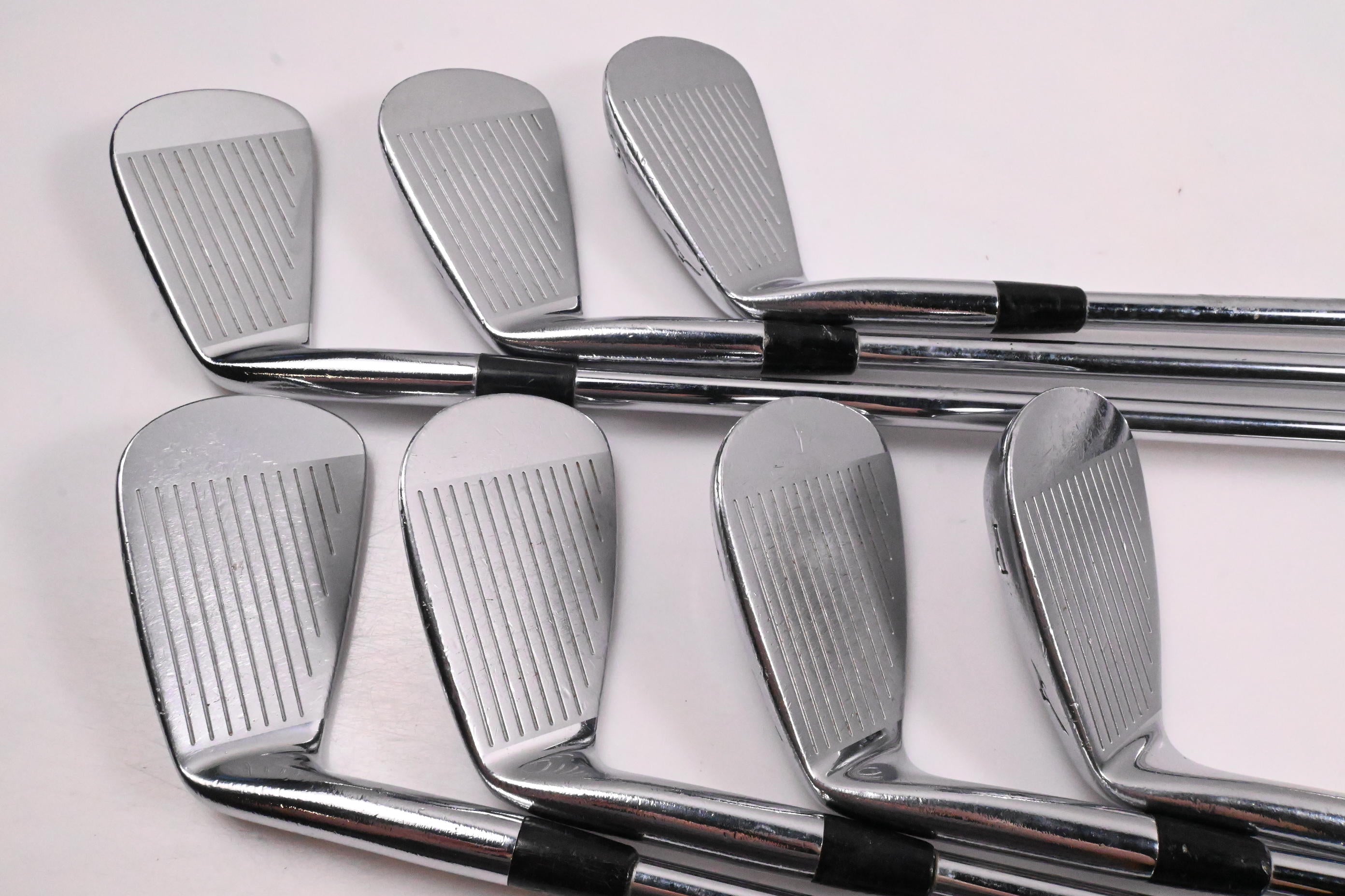 Mizuno MP-68 Irons / 4-PW / Regular Flex Dynamic Gold R300 Shafts