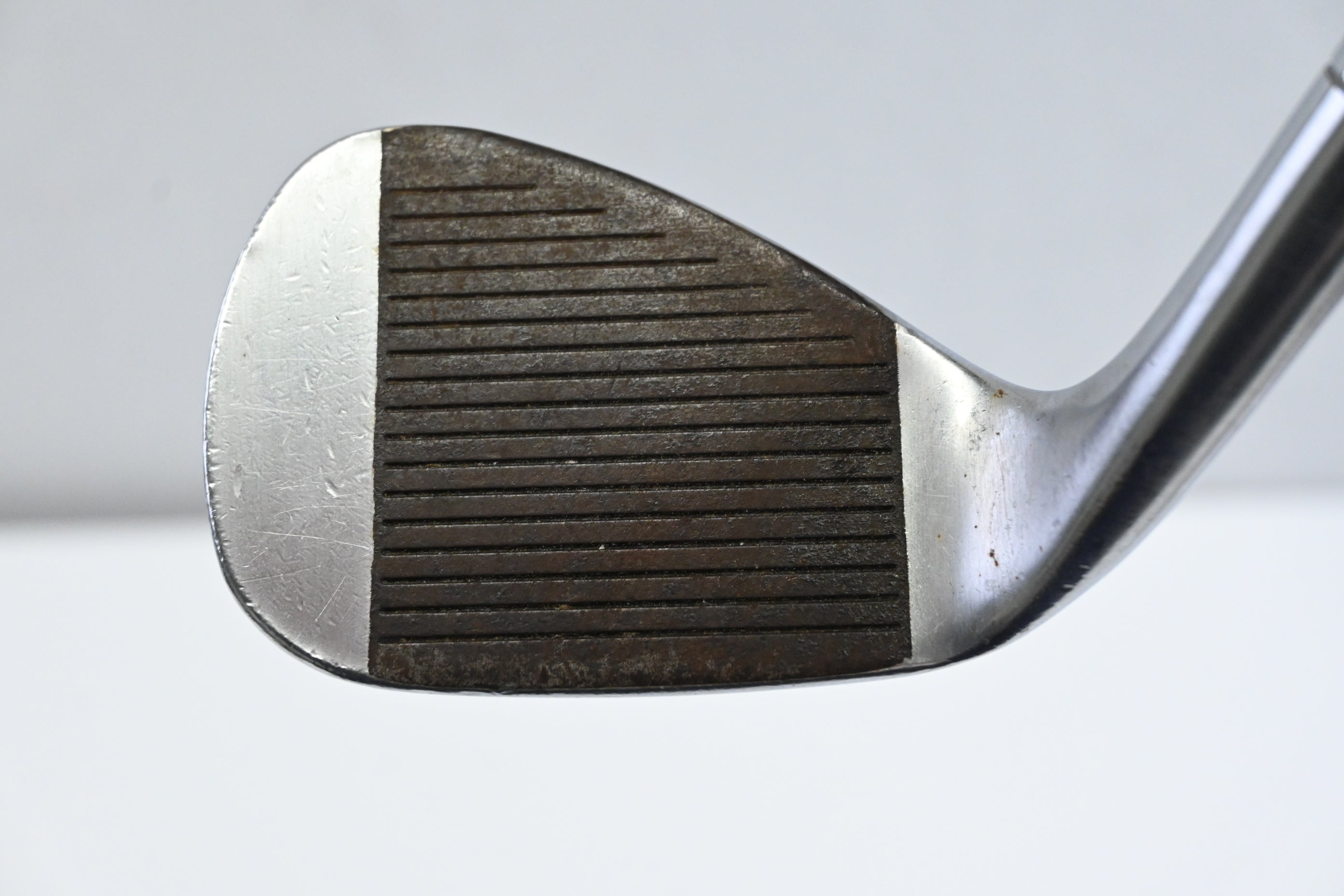 Taylormade Milled Grind 2 Gap Wedge / 50 Degree / Stiff Flex Dynamic Gold S200