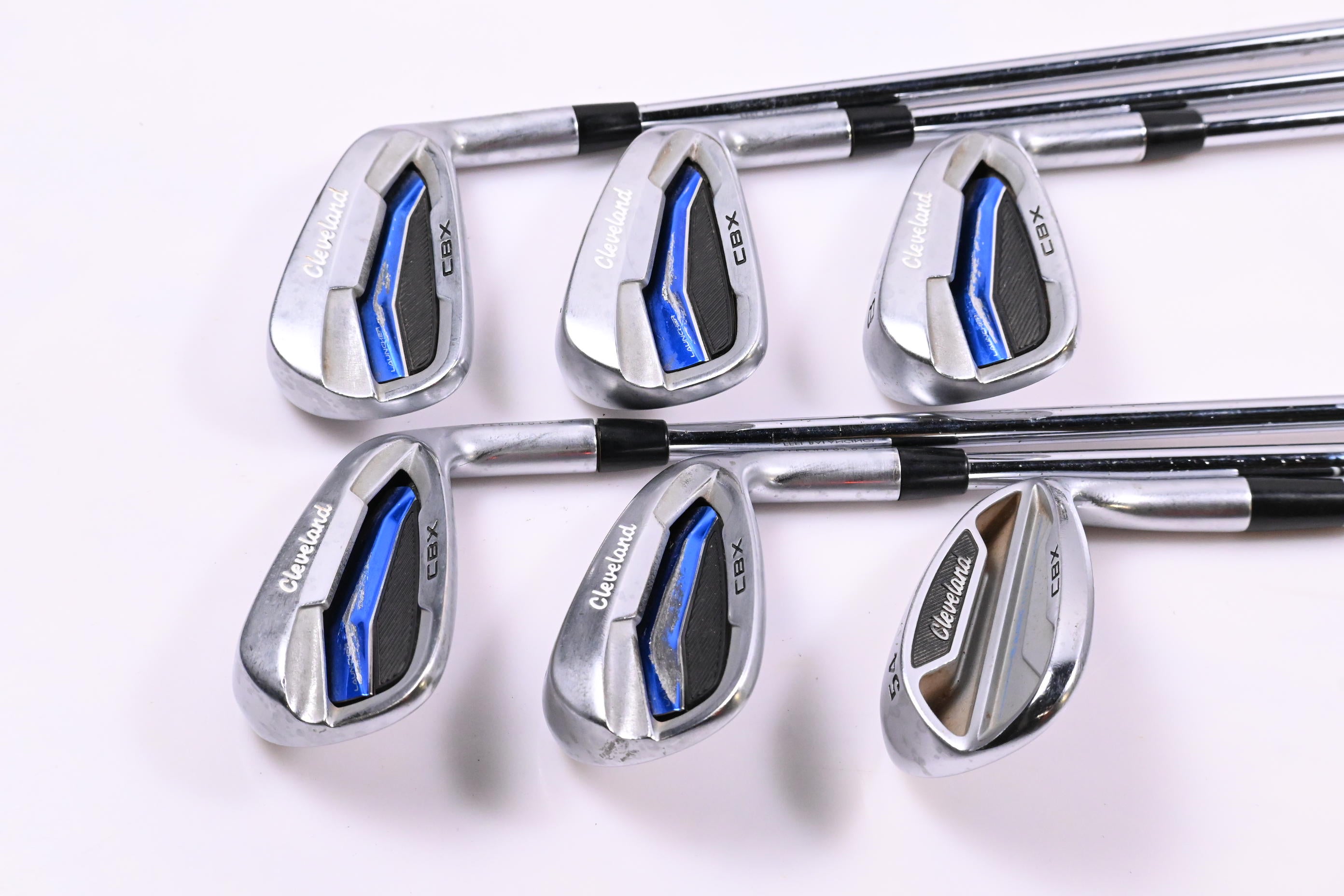Cleveland CBX Irons / 6-PW+54° / Regular Flex Dynamic Gold DST 98 R300 Shafts
