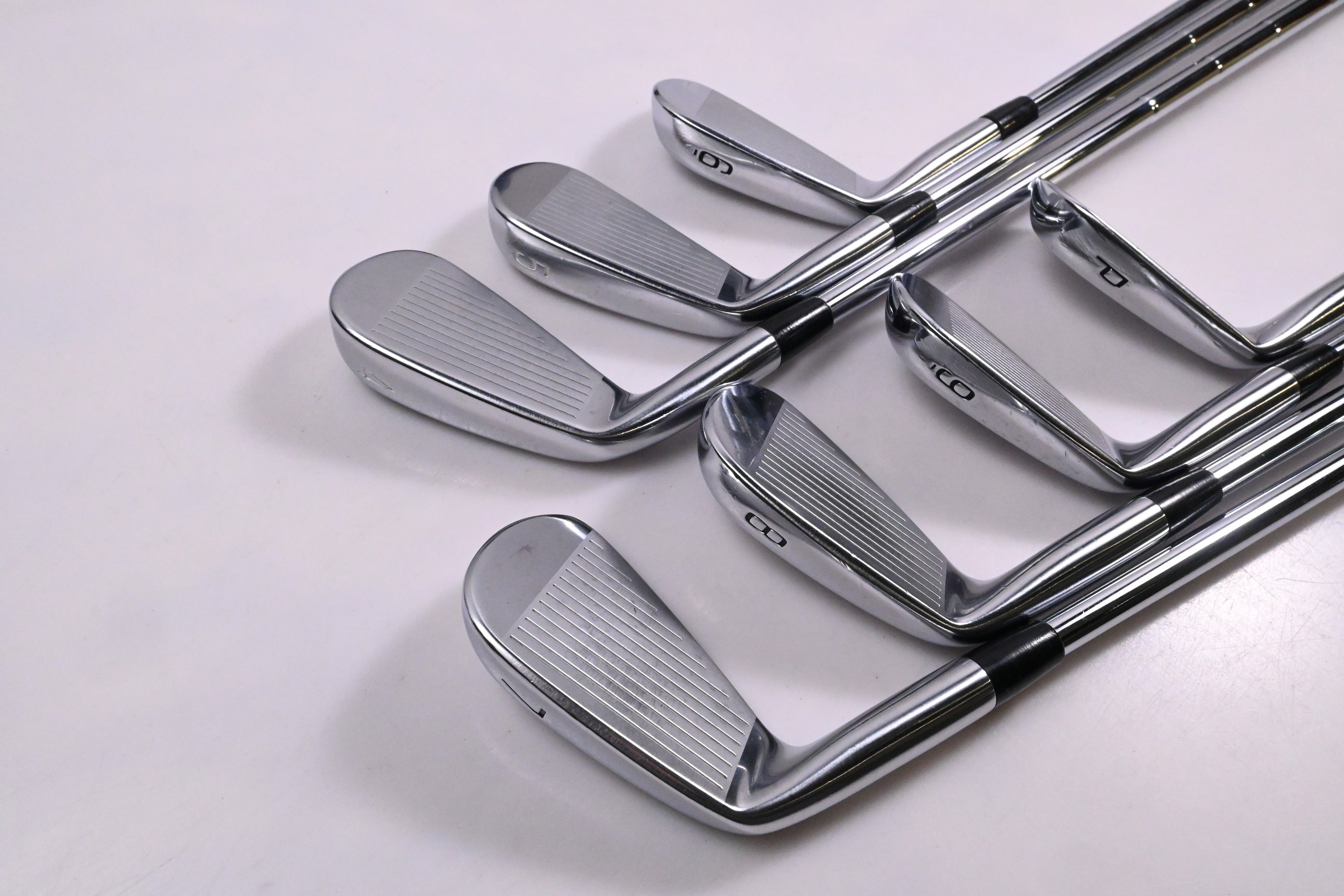 Mizuno Pro 221 / MP-20 Combo Irons / 4-PW / X-Stiff Dynamic Gold X100 Shafts