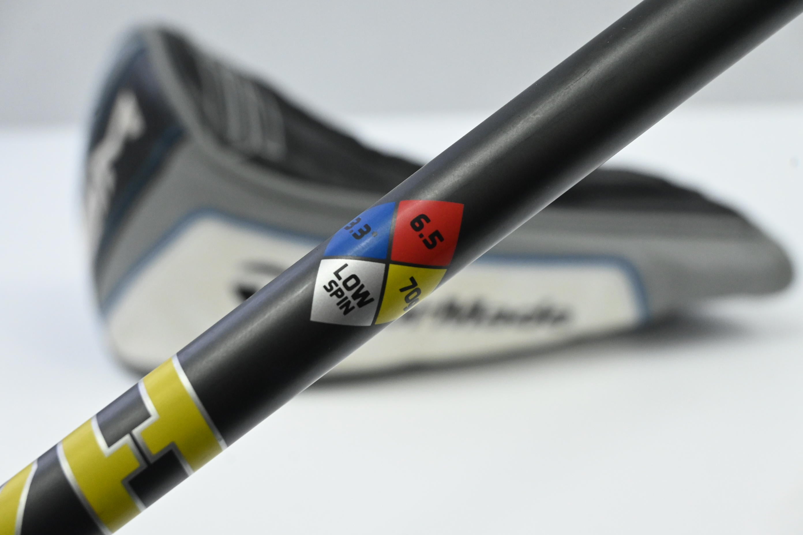 Taylormade SIM Driver / 9 Degree / X-Flex HZRDUS Smoke Yellow 70 Shaft