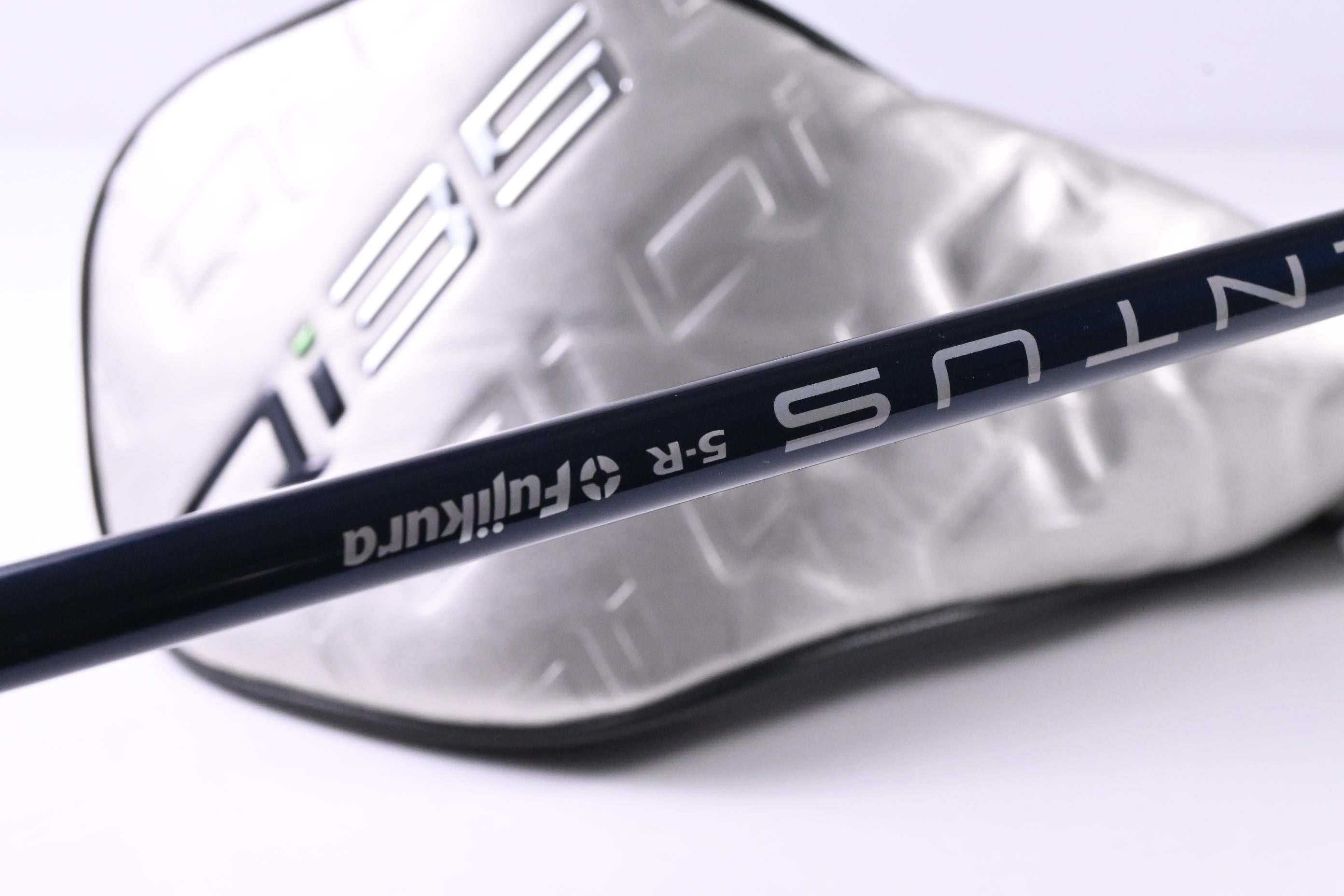 Taylormade Qi35 Driver / 10.5 Degree / Regular Flex Fujikurqa Ventus Blue 5
