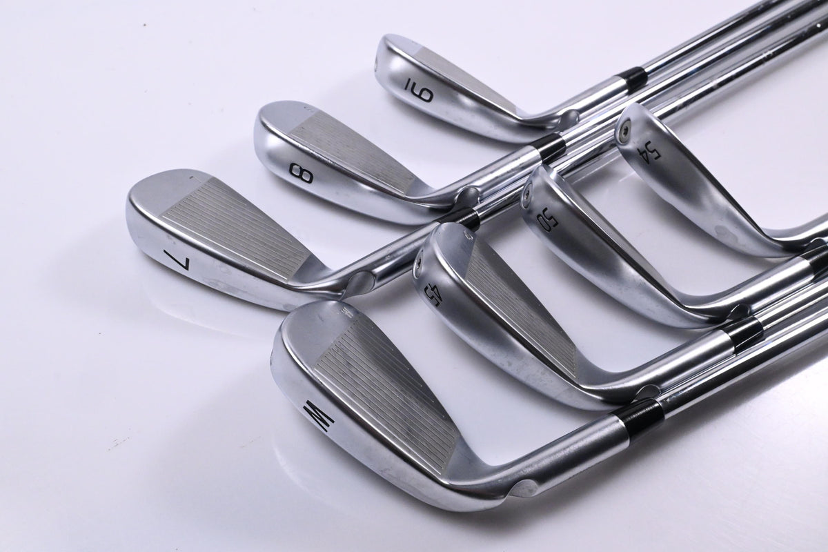 Ping G430 Irons / 7-PW+45°+50°+54° / Red Dot / Regular Flex Ping AWT 2.0 Shafts