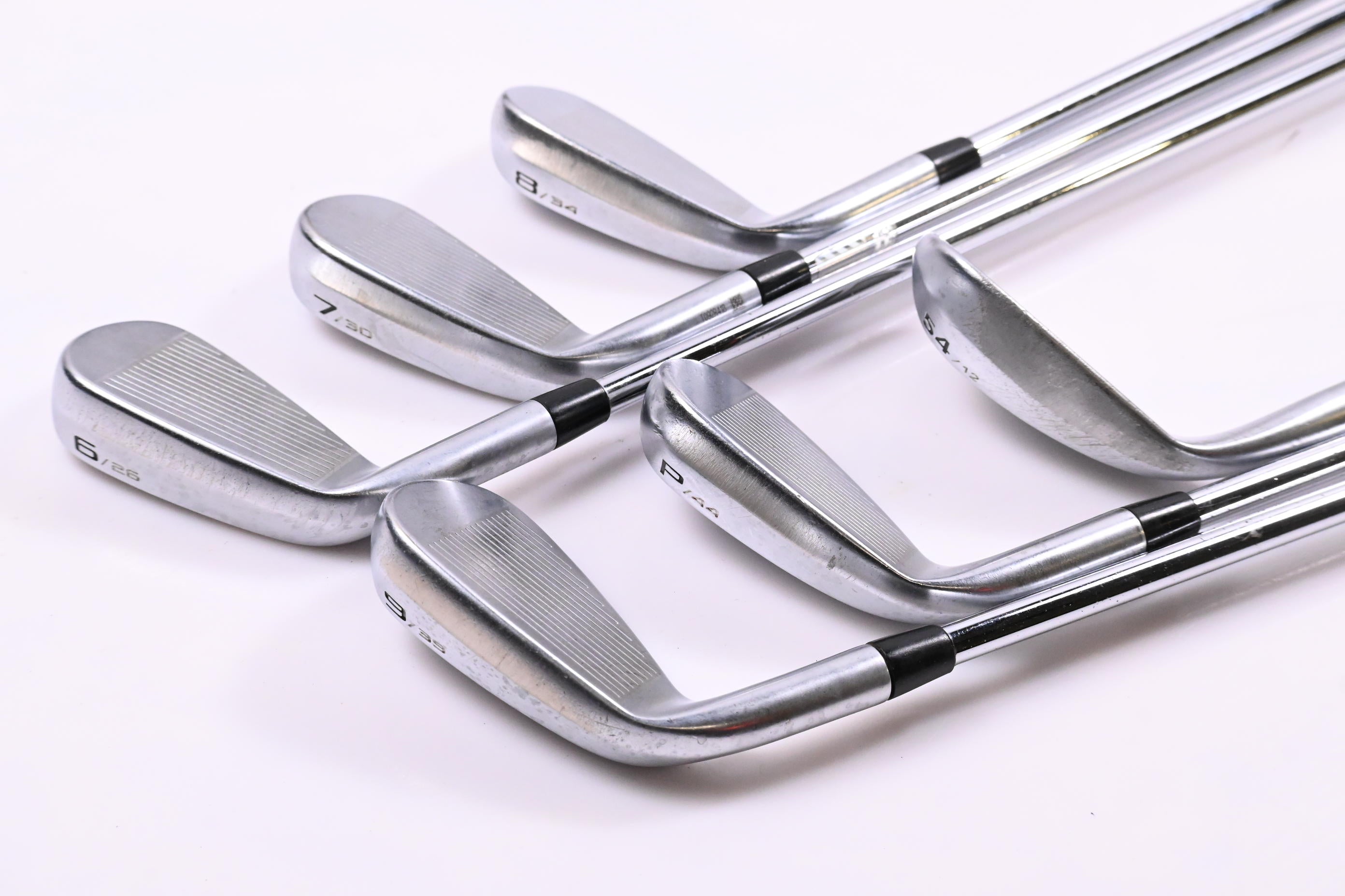 Cleveland CBX Irons / 6-PW+54° / Regular Flex Dynamic Gold DST 98 R300 Shafts