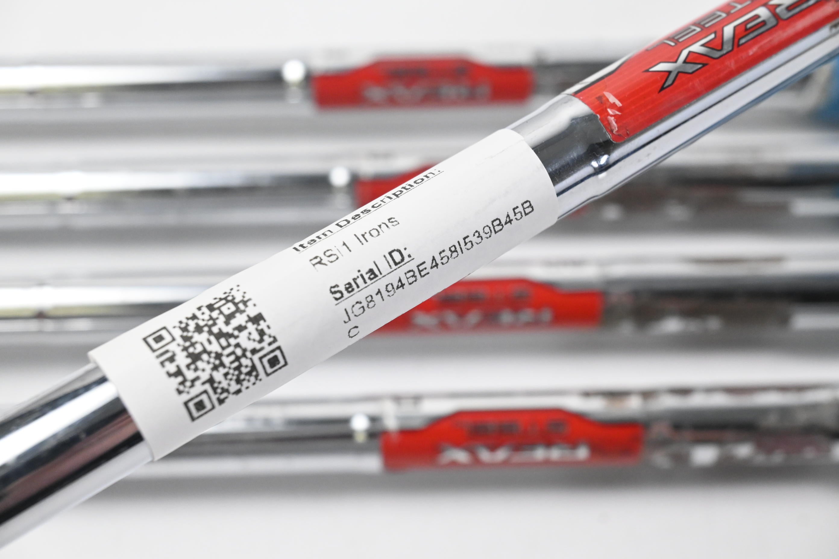 Taylormade RSi1 Irons / 5-9i / Regular Flex REAX Steel 90 Shafts