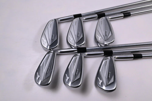 Mizuno JPX 923 Tour Irons / 6-PW+GW / Regular Flex Project X IO 105 Shafts