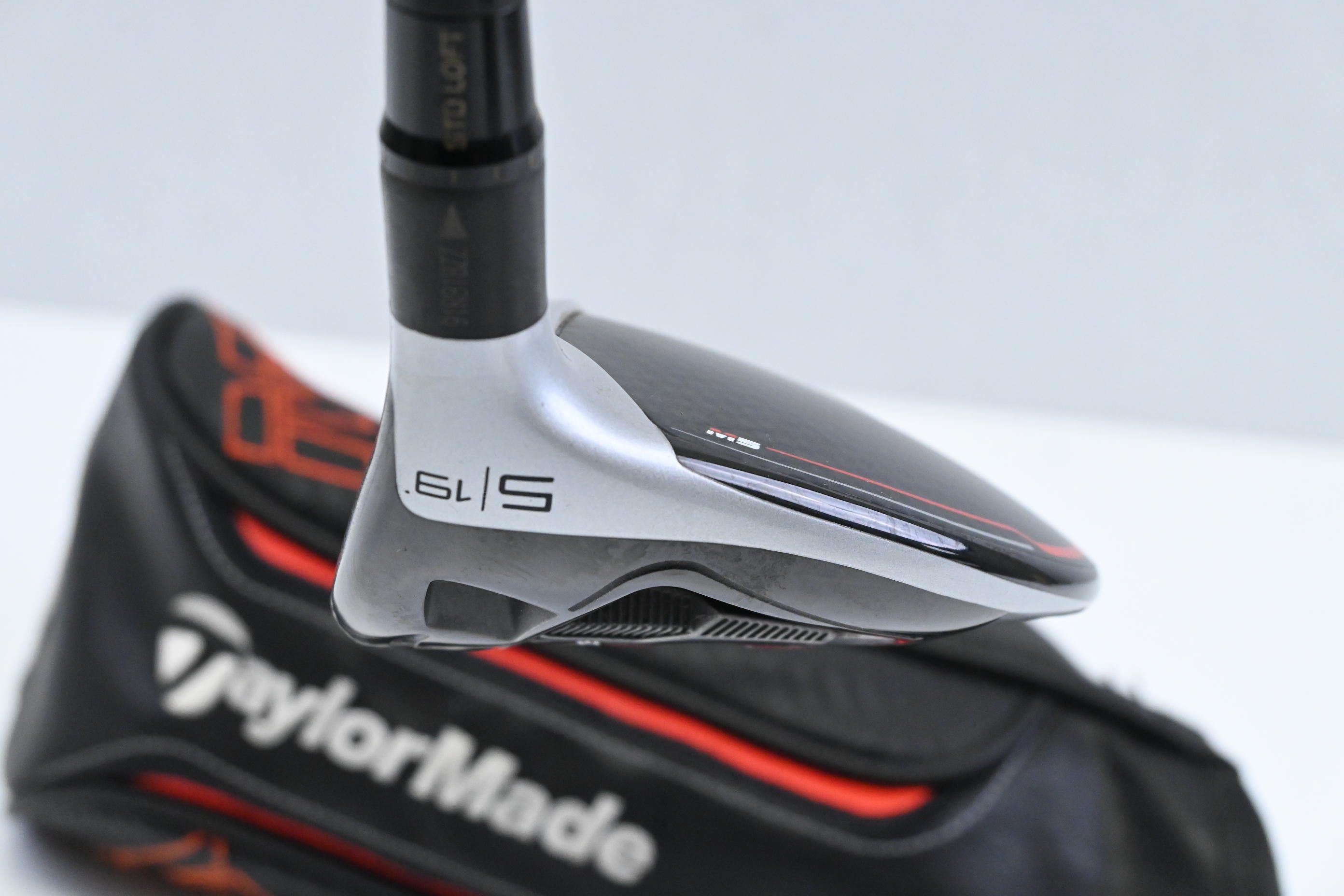 Taylormade M5 #5 Wood / 19 Degree / Regular Flex Tensei CK Orange 65 Shaft