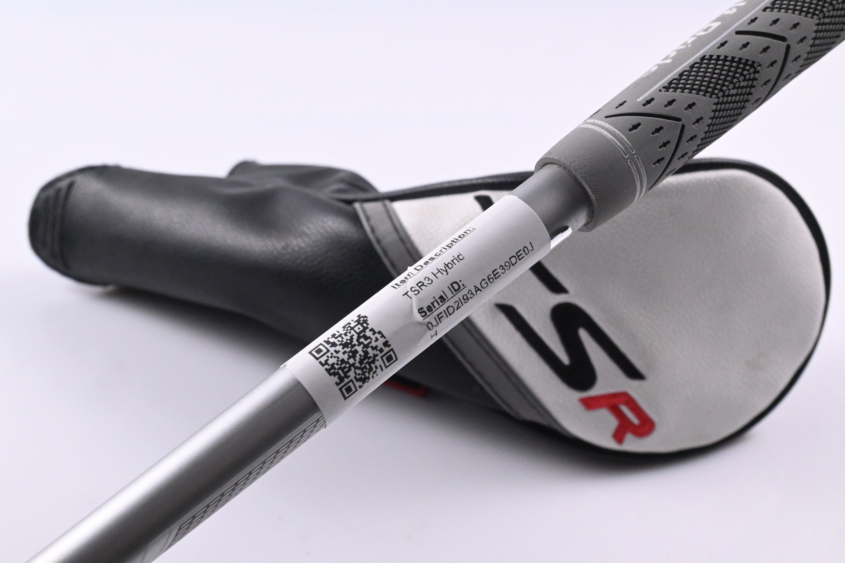Titleist TSR3 #3 Hybrid / 19 Degree / Regular Flex Mitsubishi MMT Silver 50