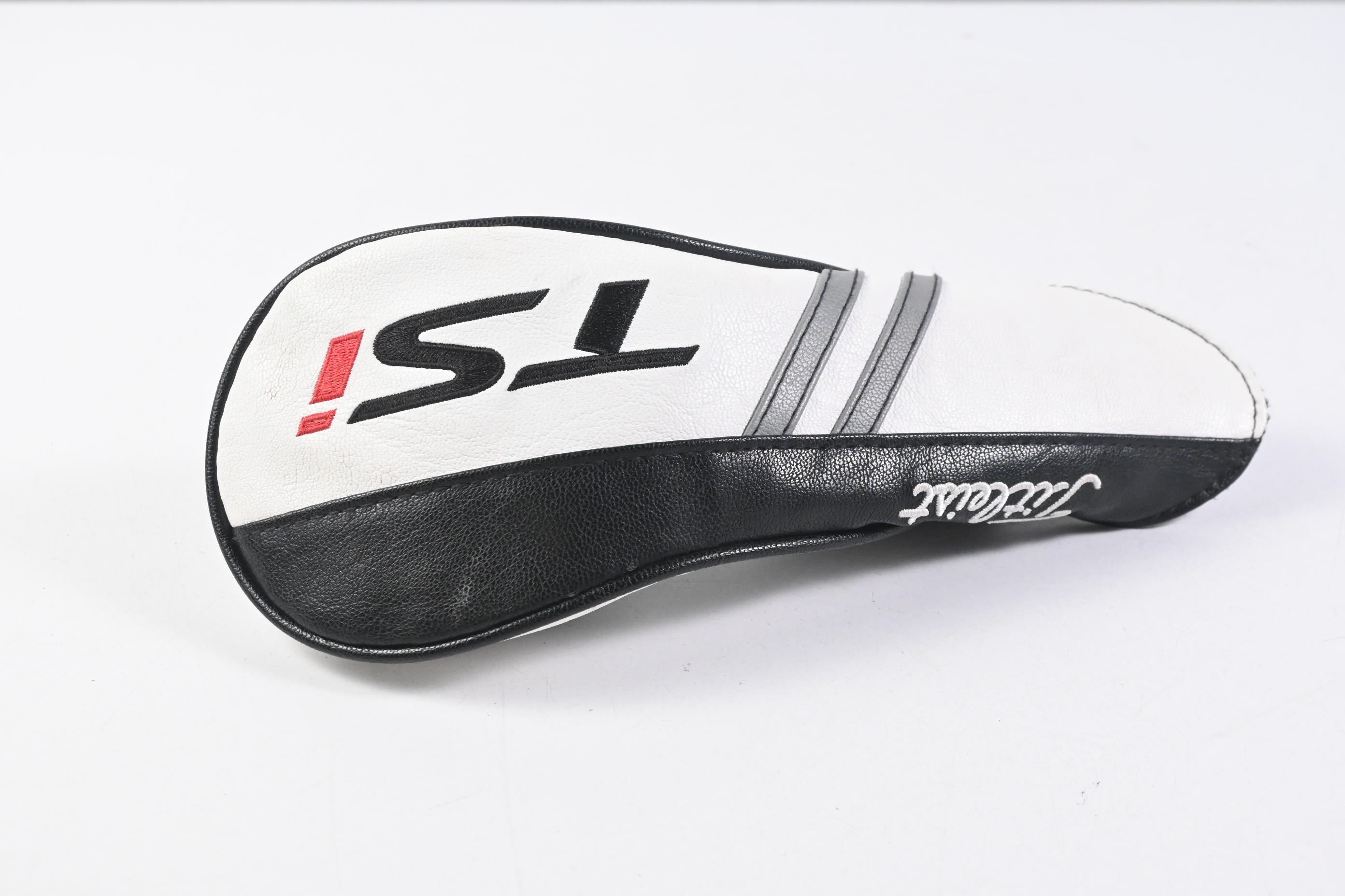 Titleist TSi3 #3 Wood / 15 Degree / Senior Flex Aldila Ascent 40 Shaft
