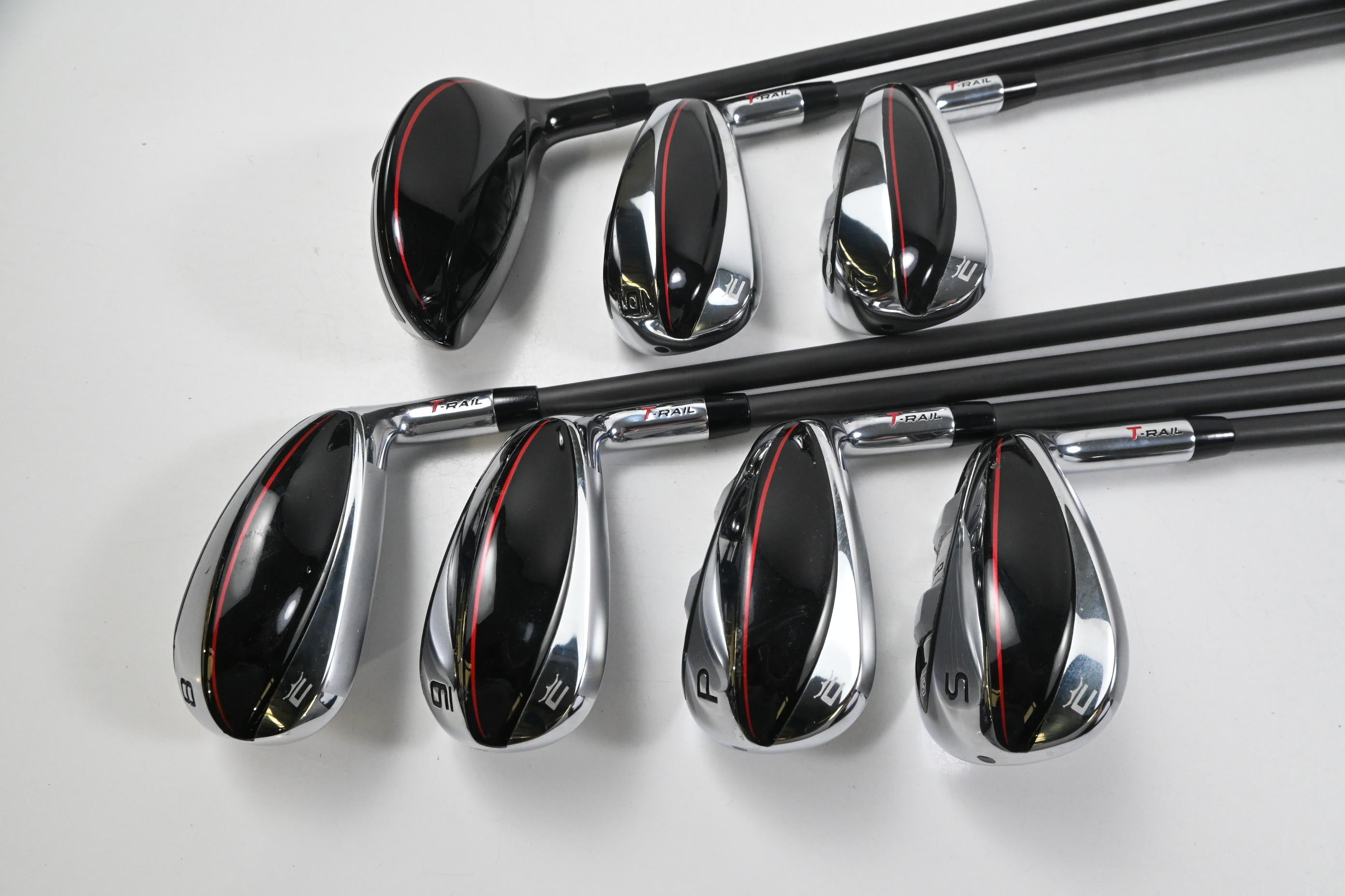 Cobra T-Rail 2023 Irons / 5H+6-PW+SW / Regular Flex Cobra Ultralite 50 Shafts