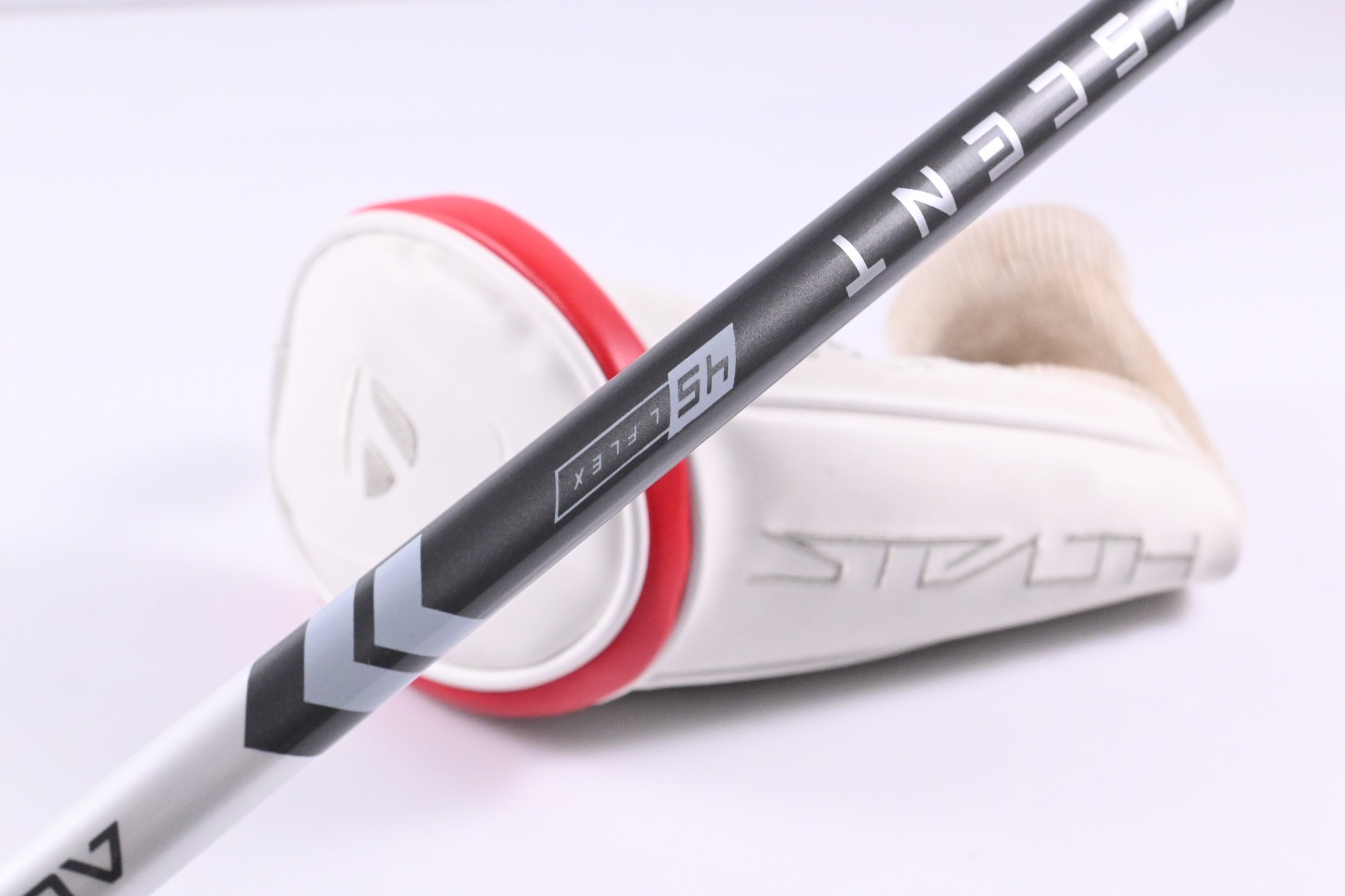 Ladies Taylormade Stealth #5 Hybrid / 26 Degree / Ladies Flex Aldila Ascent 45