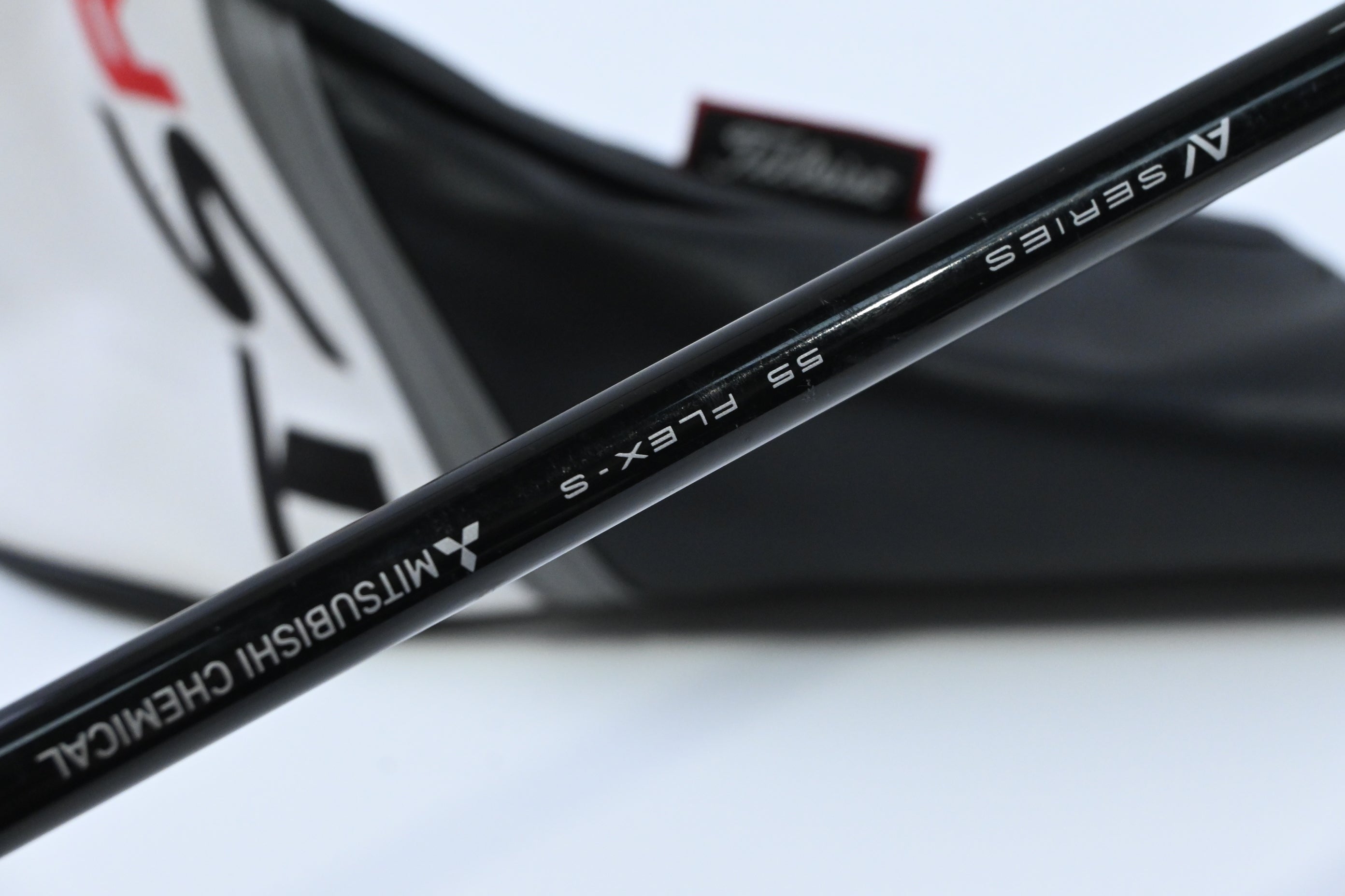 Titleist TSR2 Driver / 9 Degree / Stiff Flex Tensei AV Blue 55 Shaft