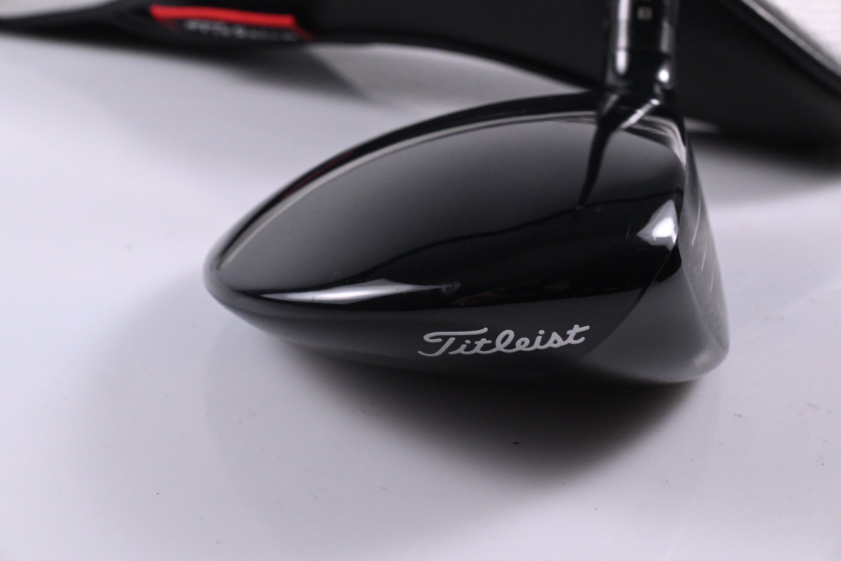 Titleist GT2 #3 Wood / 16.5 Degree / Stiff Flex Project X HZRDUS Gen5 Black 70