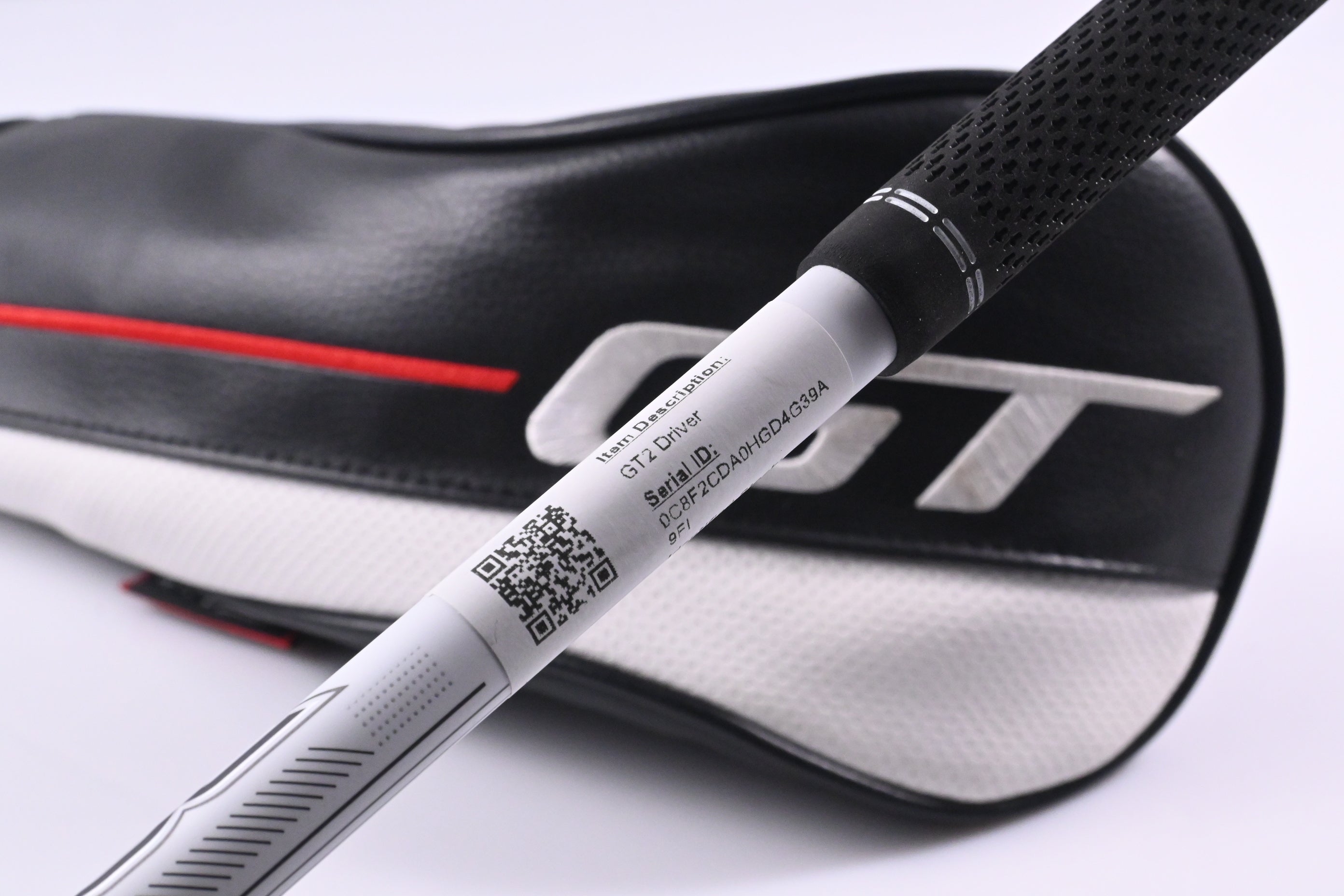 Titleist GT2 Driver / 10 Degree / Stiff Flex Aldila Rogue Black 80 Shaft