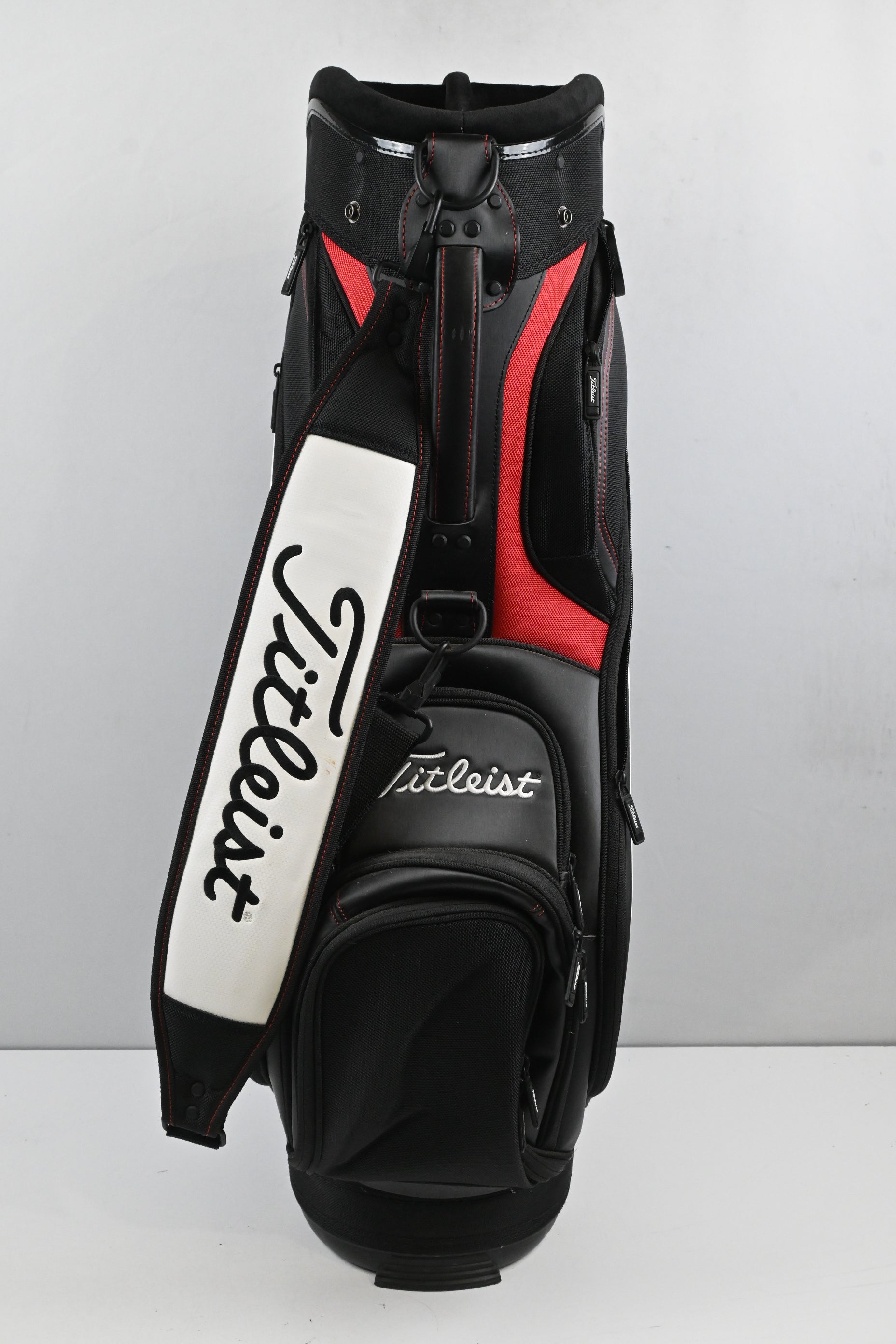 Titleist Tour Bag / 6-Way Divider / Black, Red, White