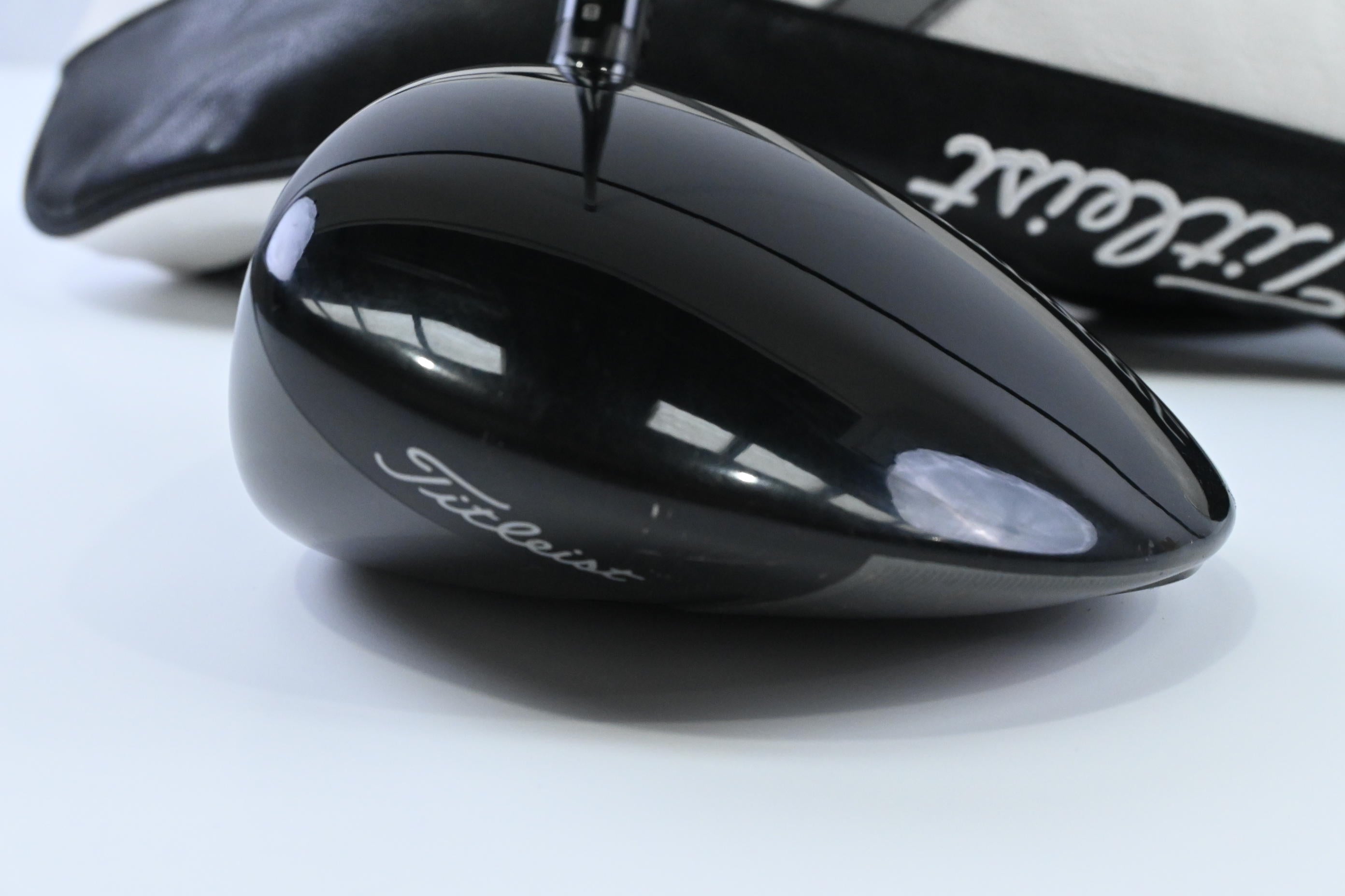 Left Han Titleist TSi2 Driver / 10 Degree / Regular Flex Tensei AV Raw Blue 55