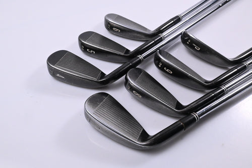Cleveland CG16 Black Pearl Irons / 4-PW / Regular Flex Traction Shafts