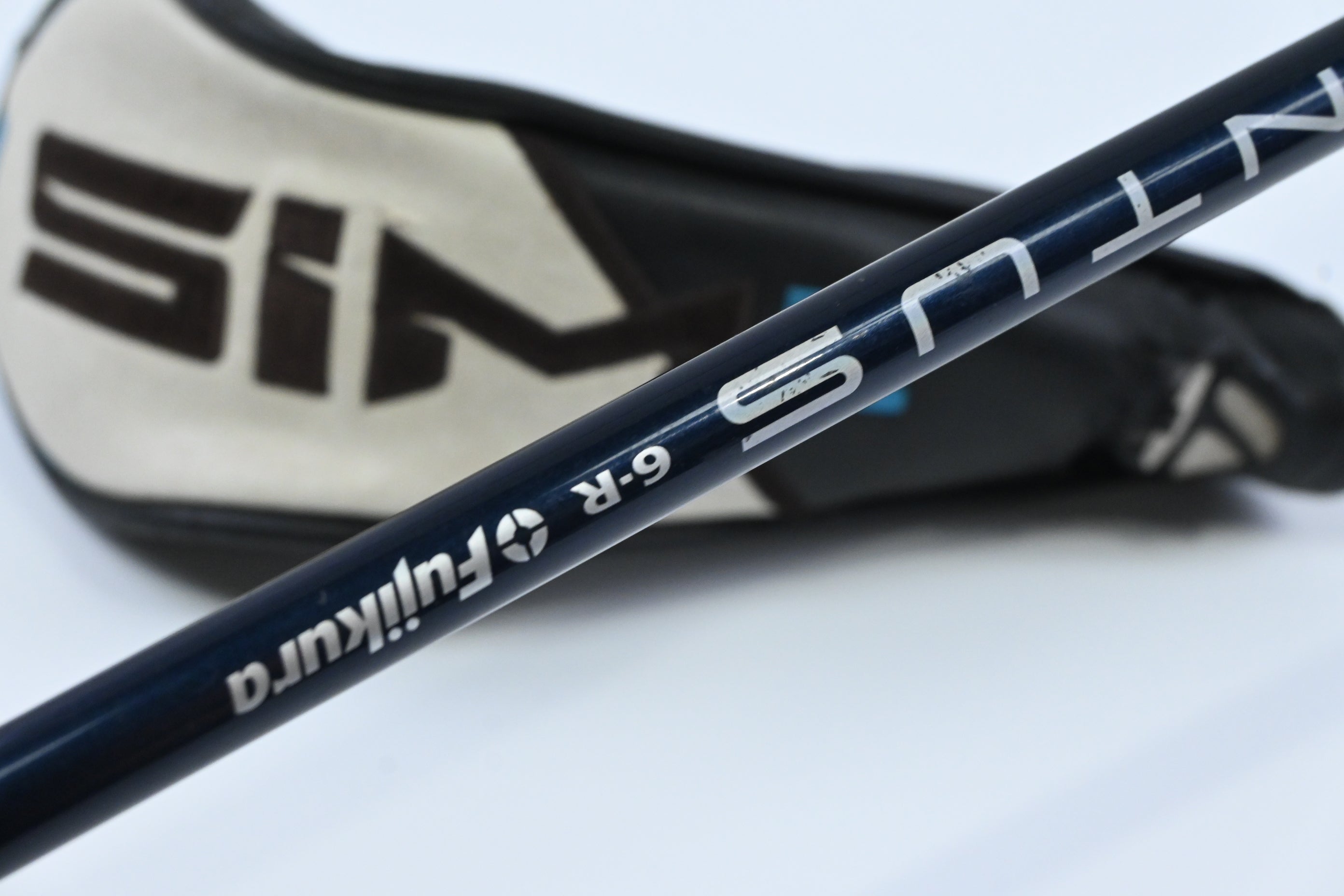Taylormade SIM2 Max #4 Hybrid / 22 Degree / Regular Flex Fujikura Ventus Blue 6