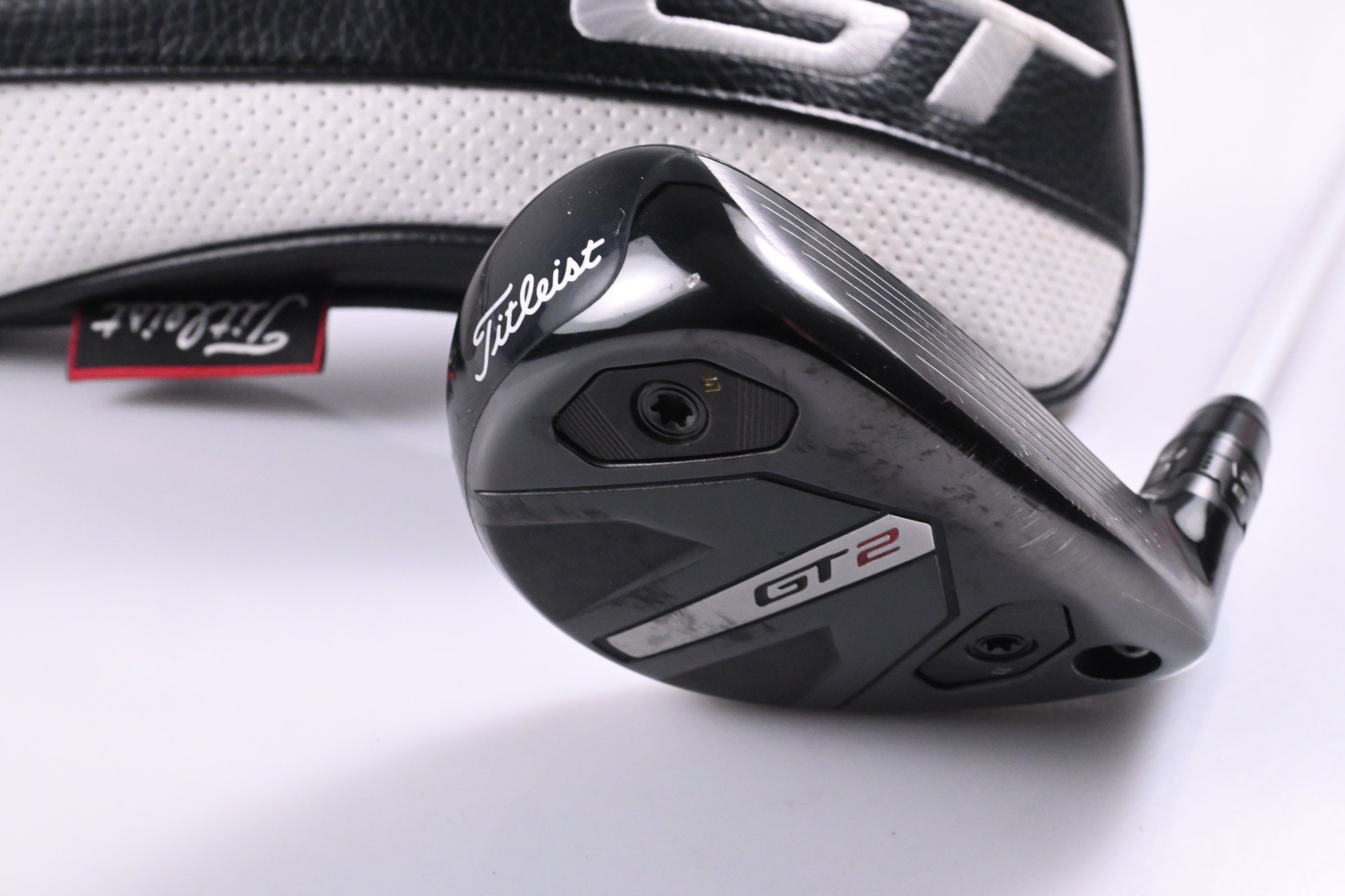 Titleist GT2 #5 Hybrid / 24 Degree / Regular Flex Aldila Ascent 50 Shaft