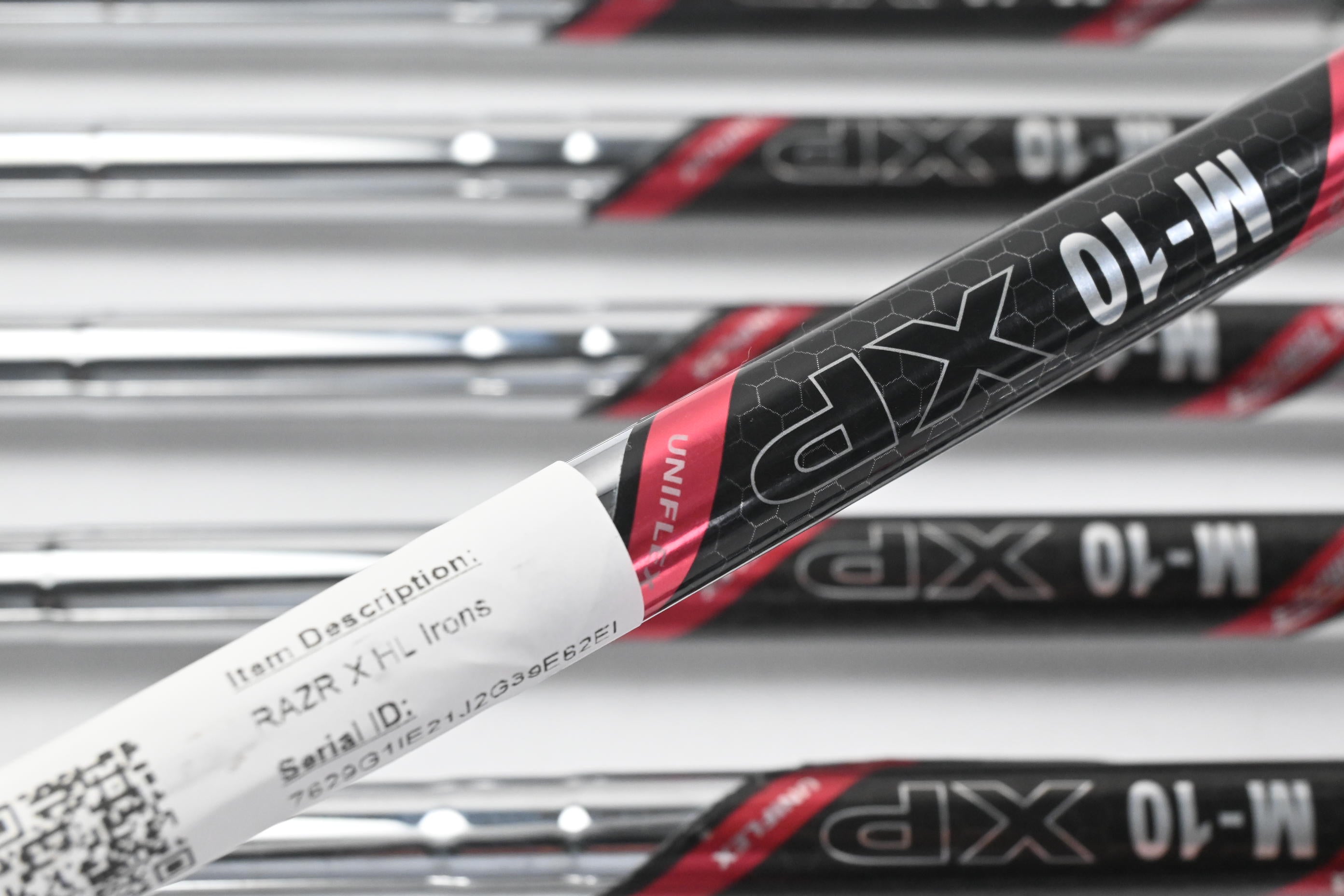 Callaway RAZR X HL Irons / 5-PW+SW / Uniflex M-10 XP Shafts