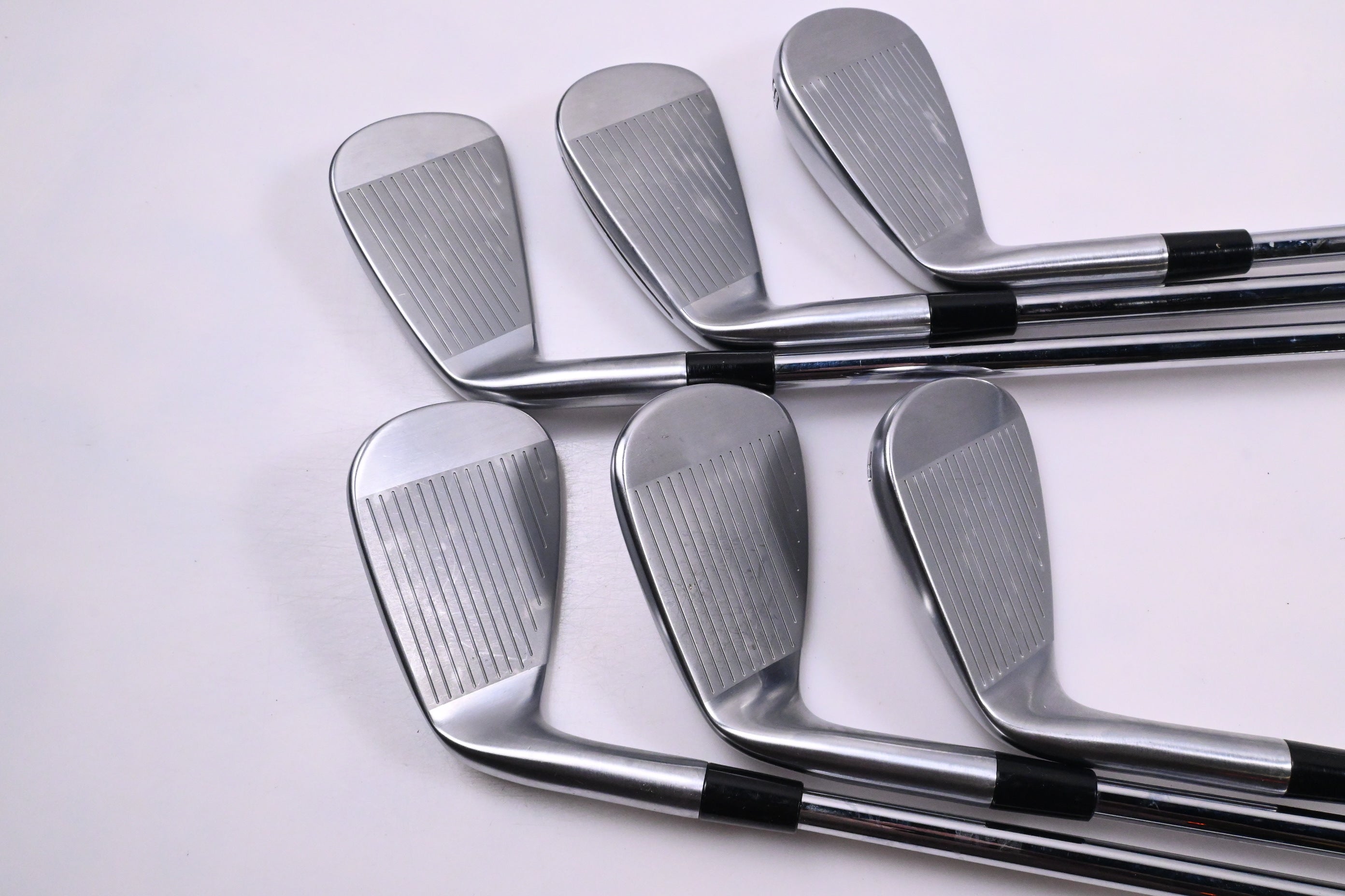 Taylormade P790 2025 Irons / 6-PW+GW / Regular Flex N.S.Pro Modus³ Tour 105