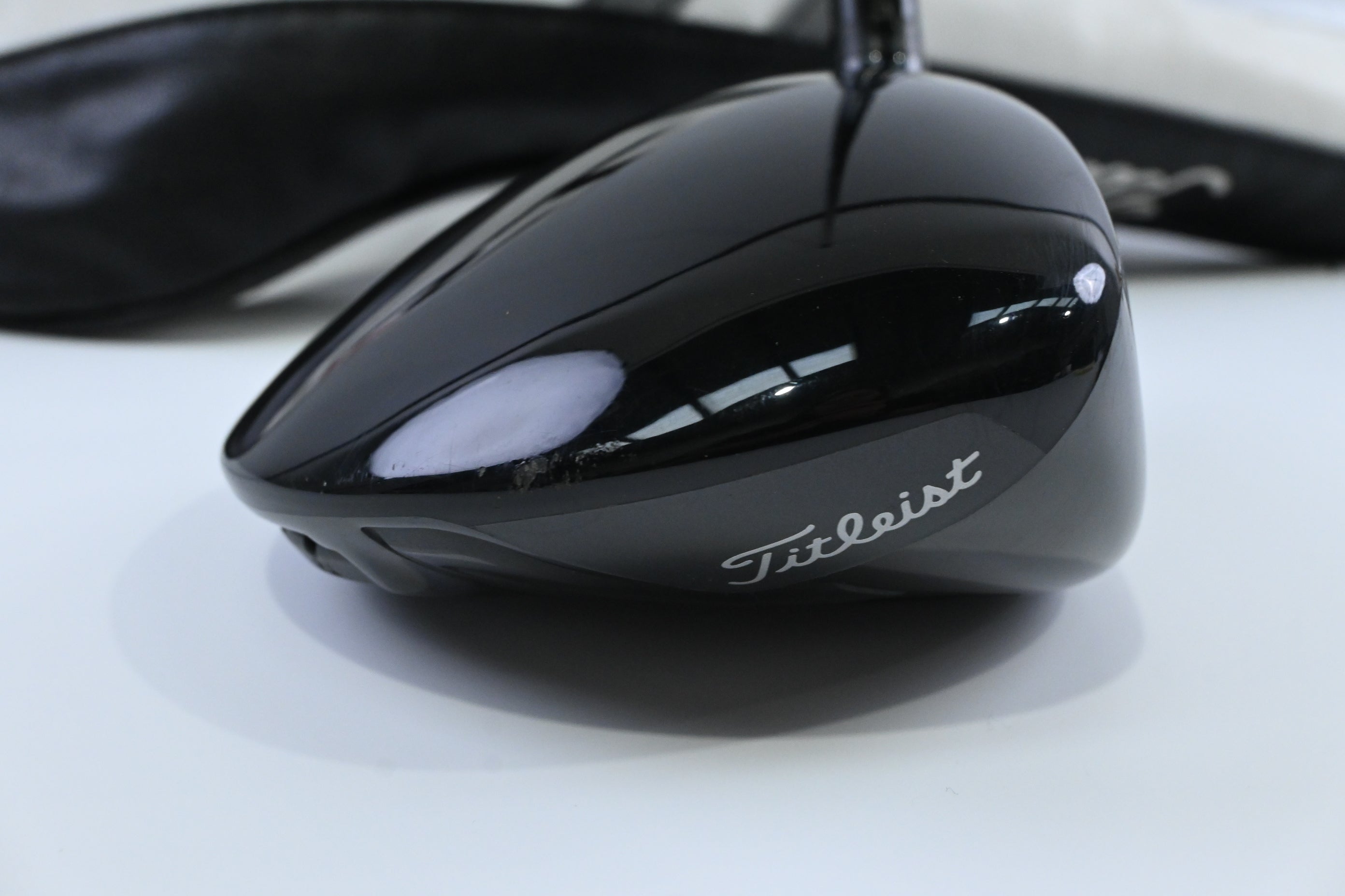 Titleist TSi3 Driver / 9 Degree / Stiff Flex Tensei AV Blue 55 Shaft