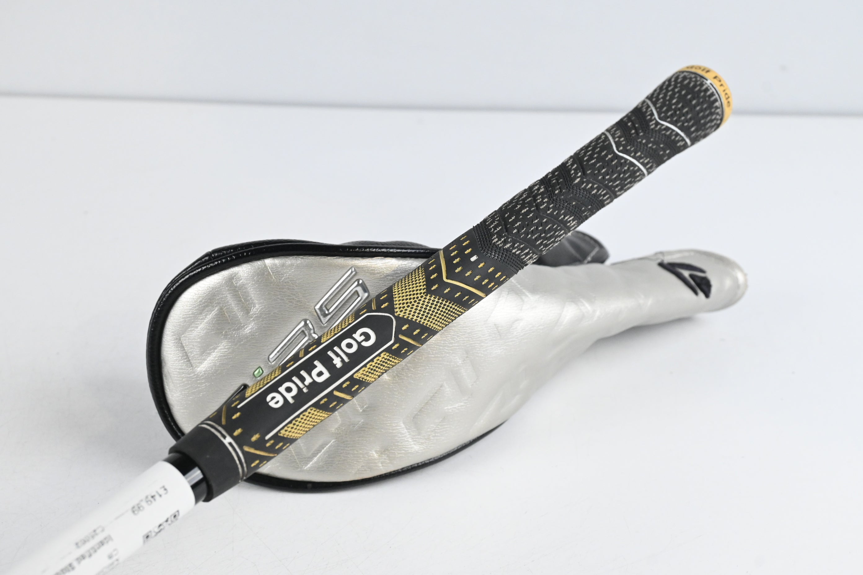 Taylormade Qi35 #4 Hybrid / 22 Degree / Stiff Flex Hzrdus Gen 4 Black 80 Shaft