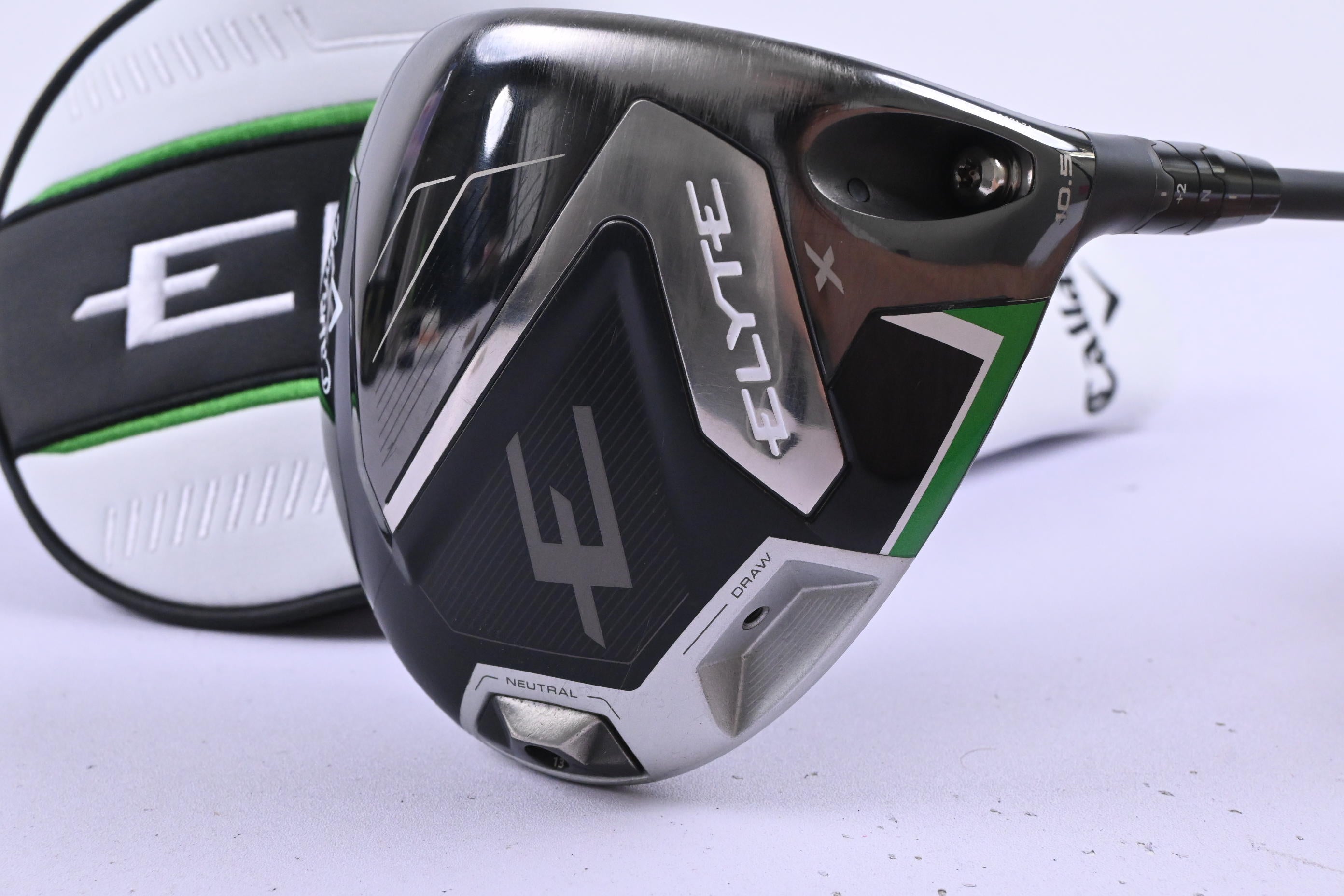 Callaway Elyte X Driver / 10.5 Degree / Regular Flex Vanquish 4 Shaft